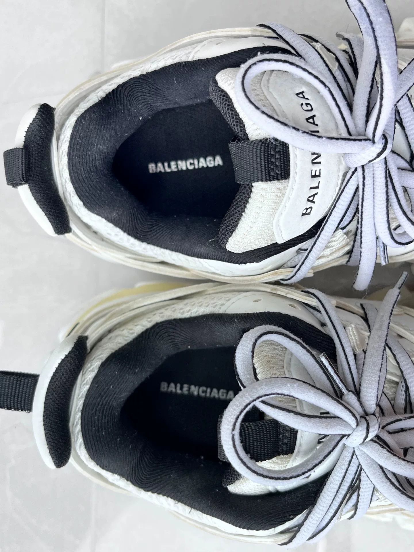 Balenciaga Balenciaga Black Lowtop Sneakers it_35 Women Size US 5 / IT 35 - 9 Thumbnail