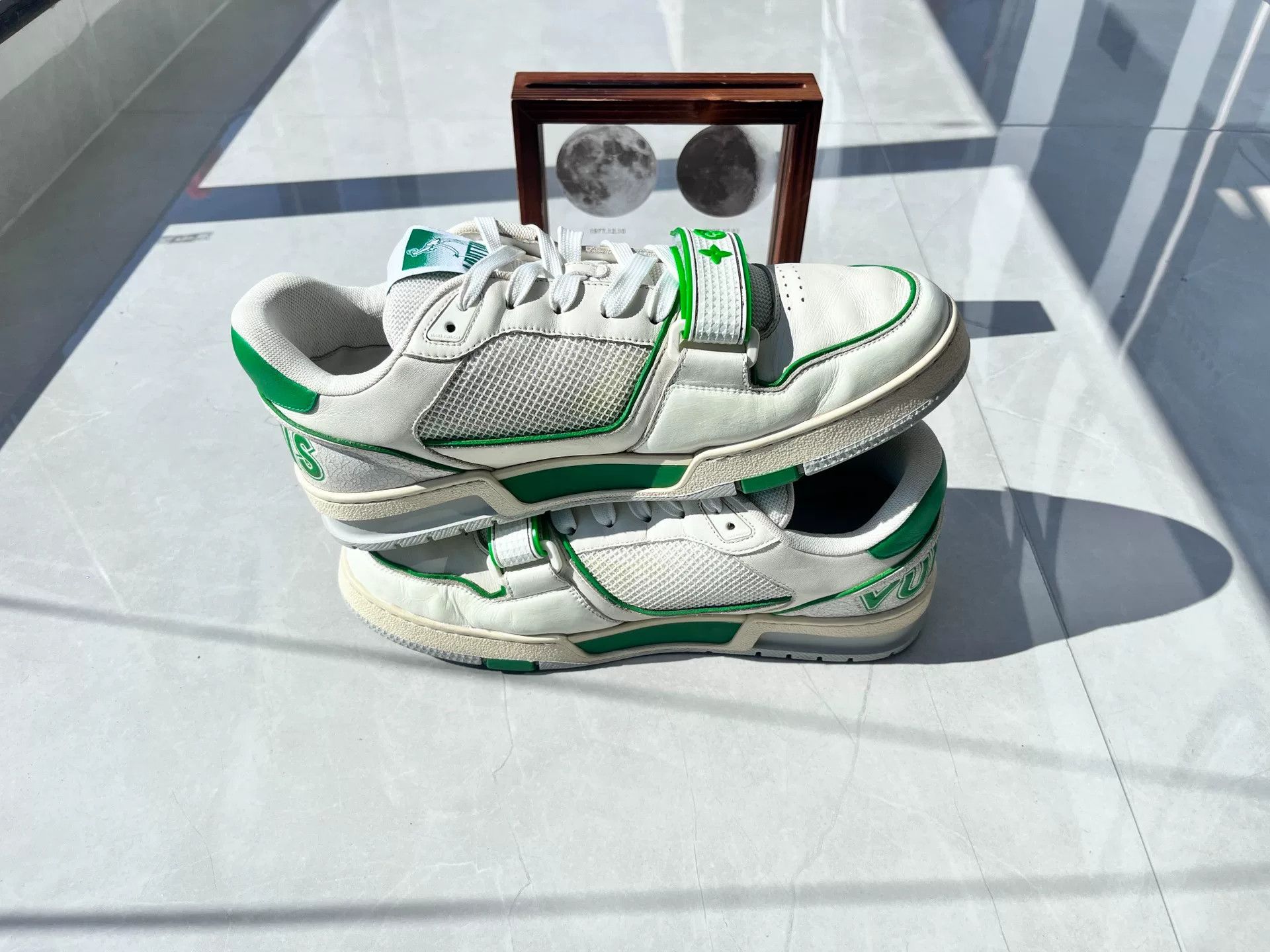 Louis Vuitton Louis Vuitton Training Green Lowtop Sneakers 9 Men Size US 9 / EU 42 - 3 Thumbnail