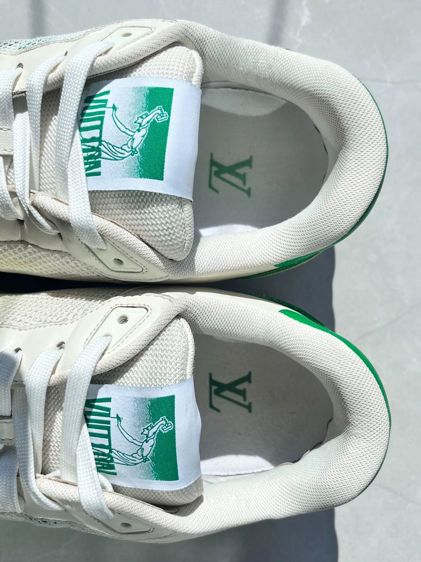 Louis Vuitton Louis Vuitton Training Green Lowtop Sneakers 9 Men Size US 9 / EU 42 - 9 Thumbnail
