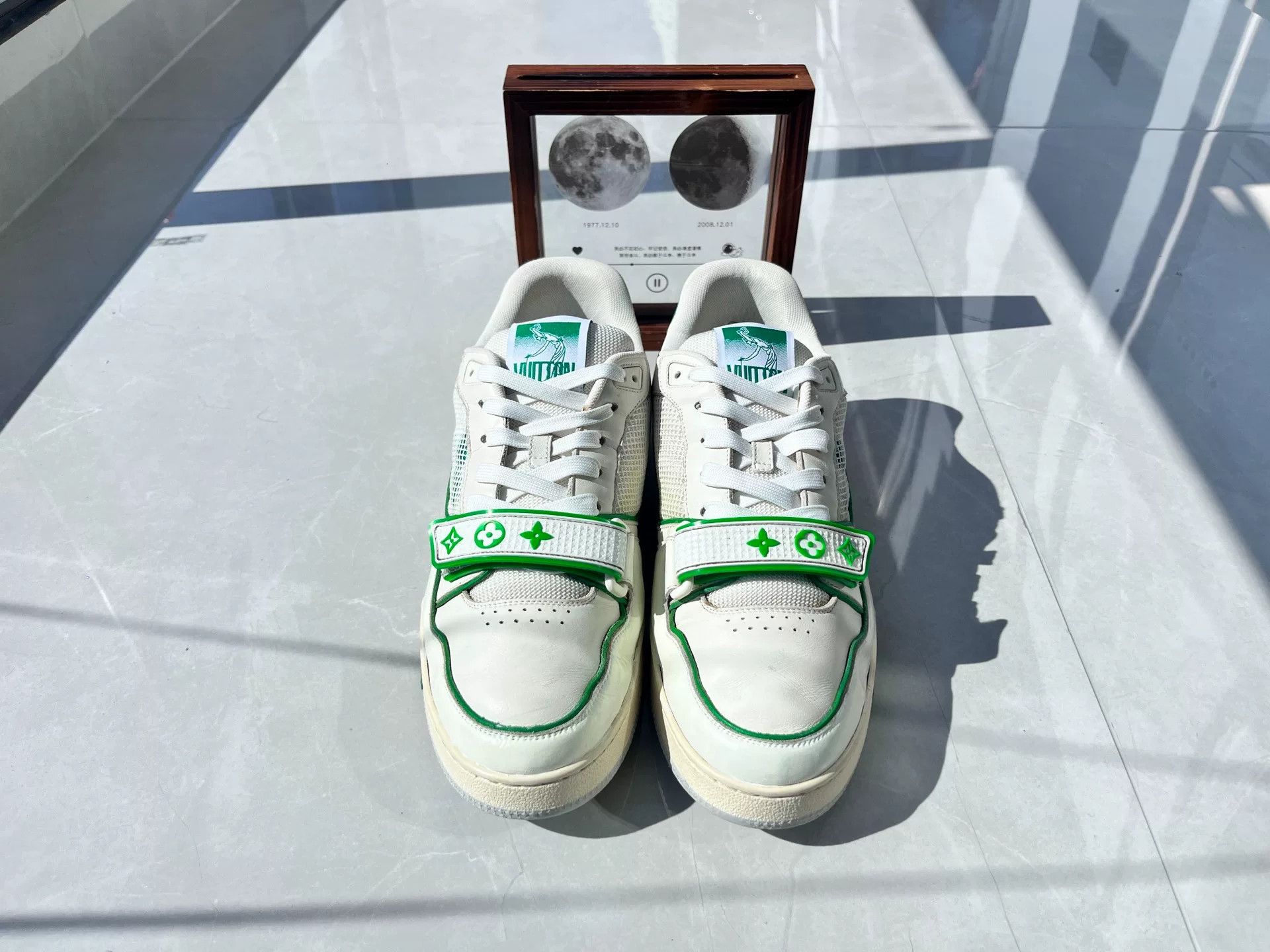 Louis Vuitton Louis Vuitton Training Green Lowtop Sneakers 9 Men Size US 9 / EU 42 - 4 Thumbnail