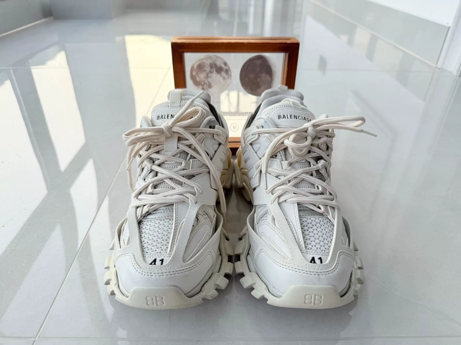 Balenciaga Balenciaga White Lowtop Sneakers 8 Men Size US 8 / EU 41 - 4 Thumbnail