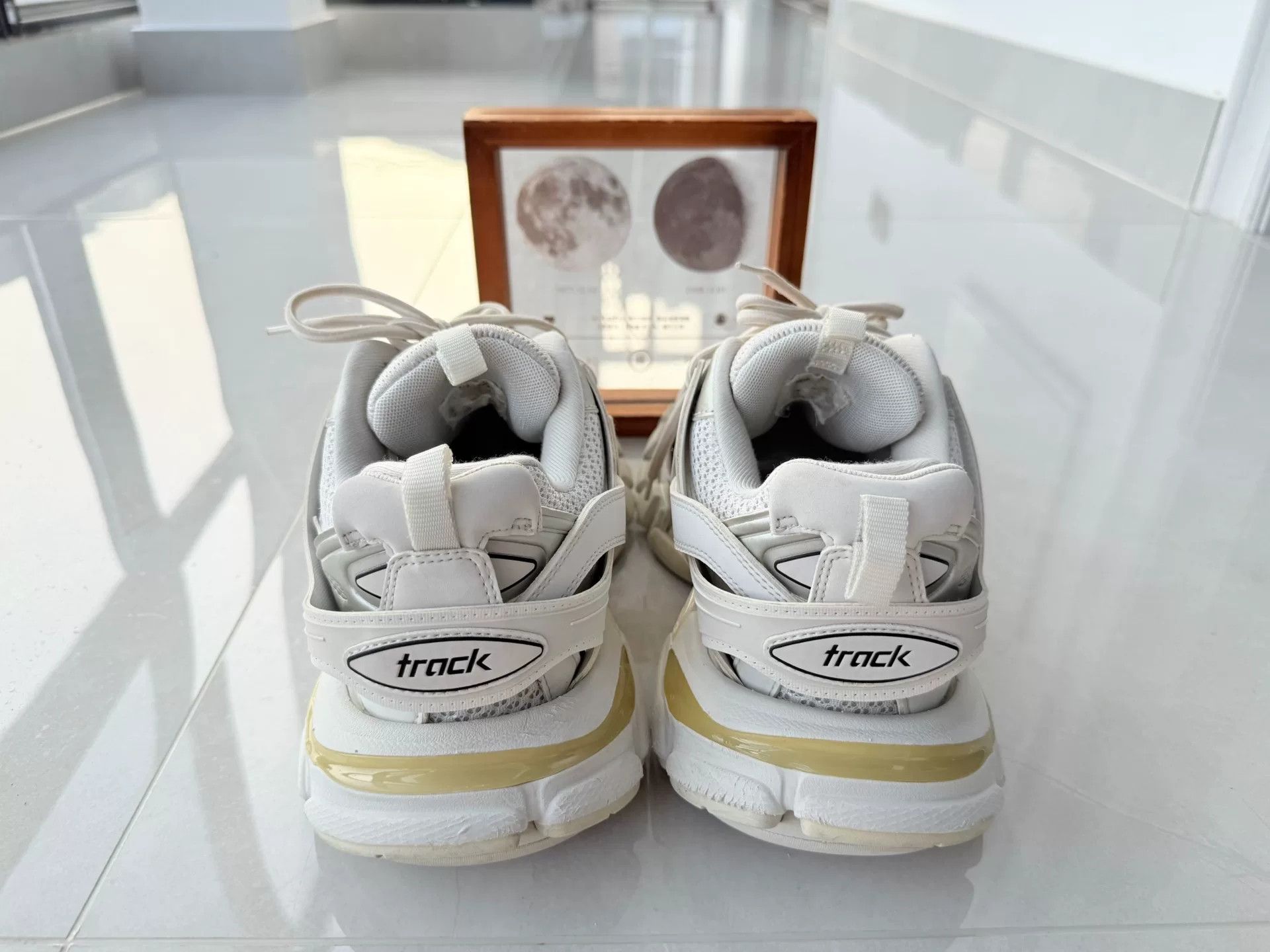 Balenciaga Balenciaga White Lowtop Sneakers 8 Men Size US 8 / EU 41 - 5 Thumbnail