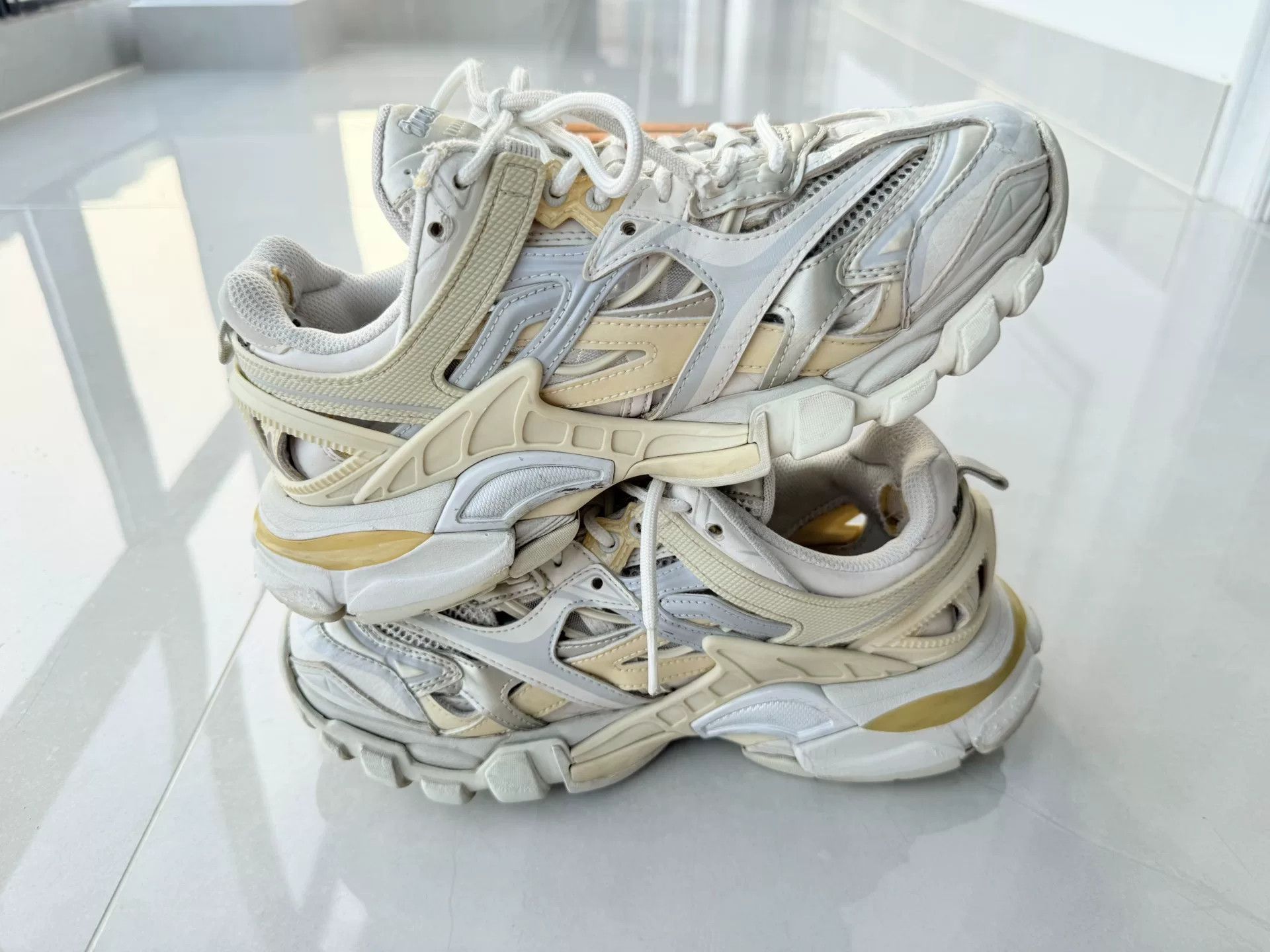 Balenciaga Balenciaga White Lowtop Sneakers it_38 Women Size US 8 / IT 38 - 3 Thumbnail