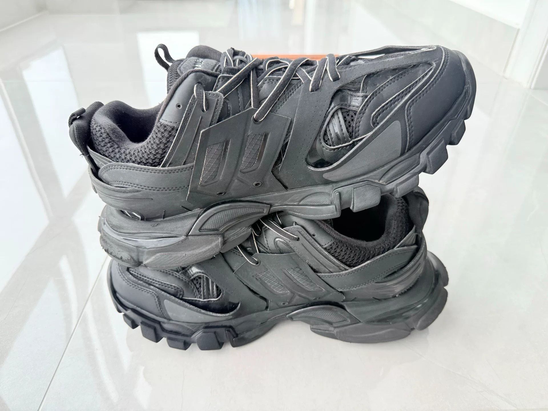 Balenciaga Balenciaga Black Lowtop Sneakers 10 Men Size US 10 / EU 43 - 3 Thumbnail