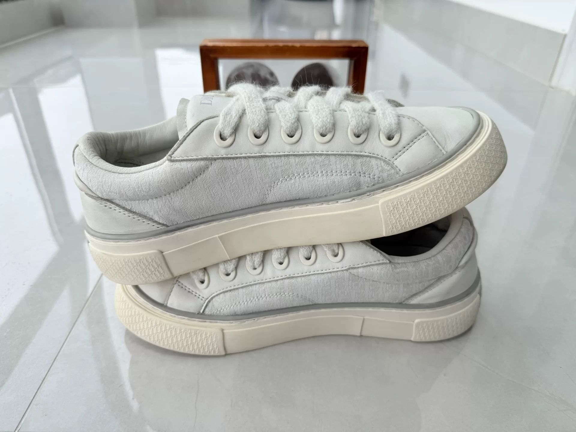 Dior Dior White Lowtop Sneakers 8 Men Size US 8 / EU 41 - 3 Thumbnail