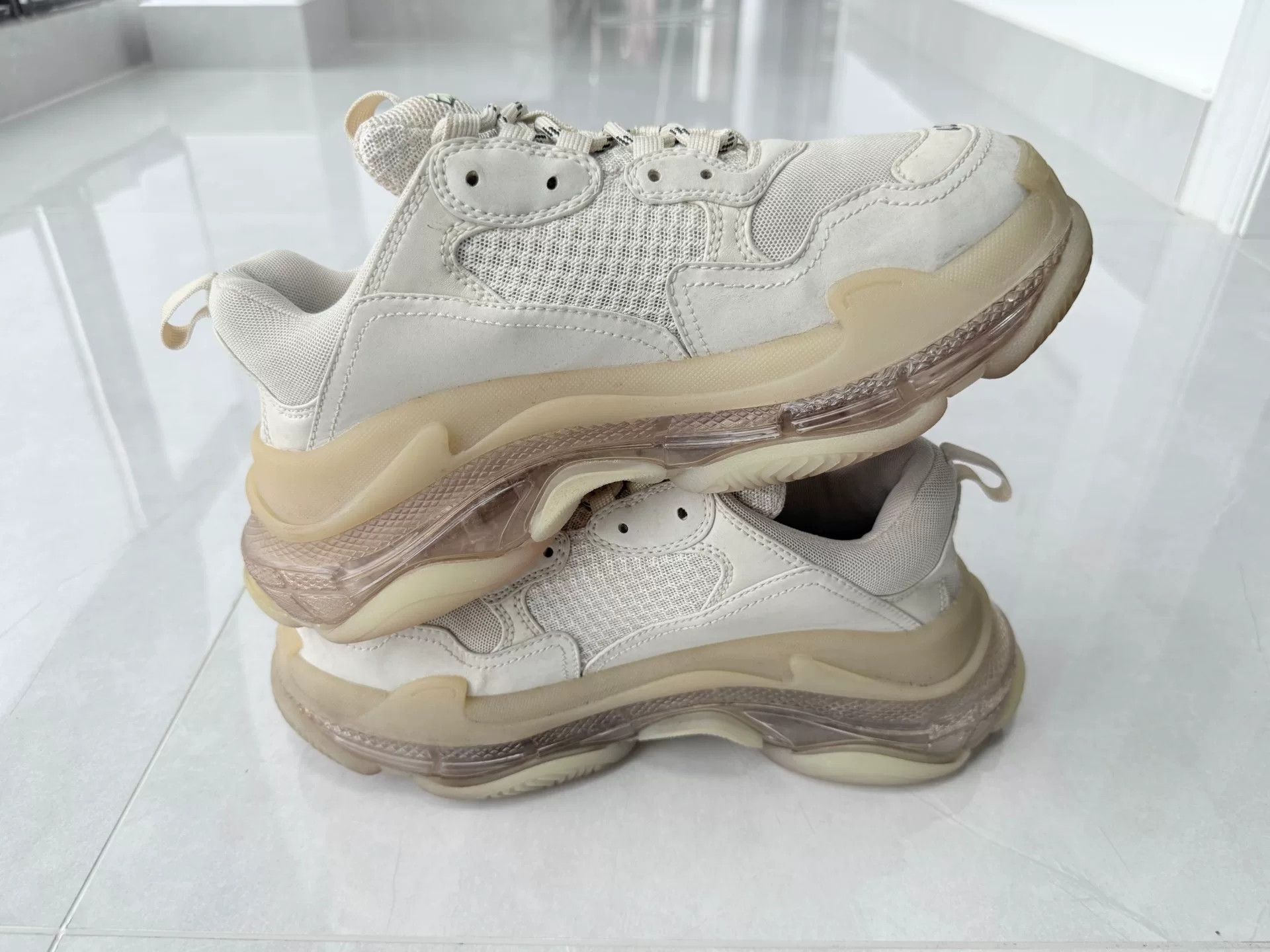Balenciaga Balenciaga White Lowtop Sneakers 7 Men Size US 7 / EU 40 - 3 Thumbnail