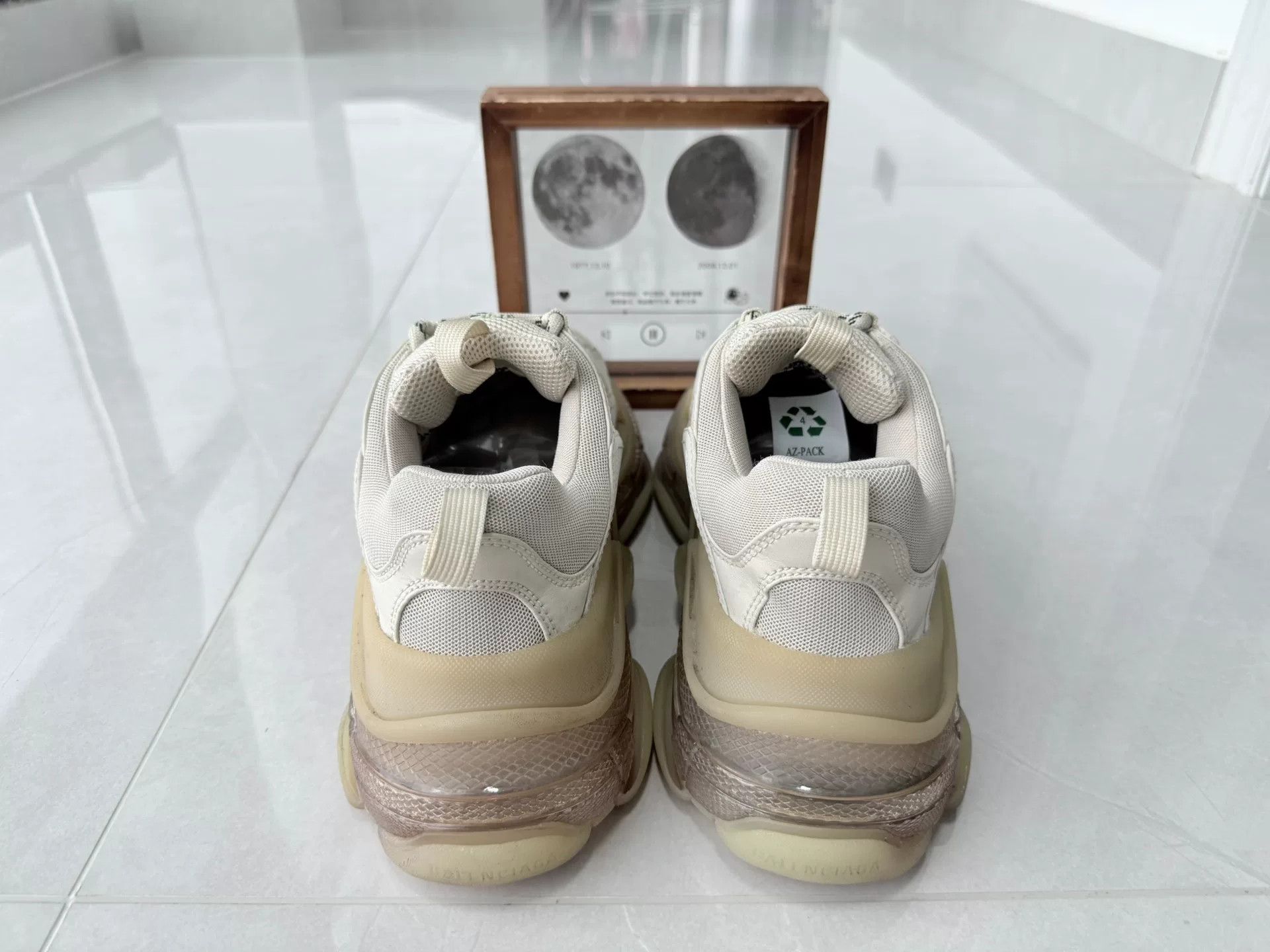 Balenciaga Balenciaga White Lowtop Sneakers 7 Men Size US 7 / EU 40 - 5 Thumbnail
