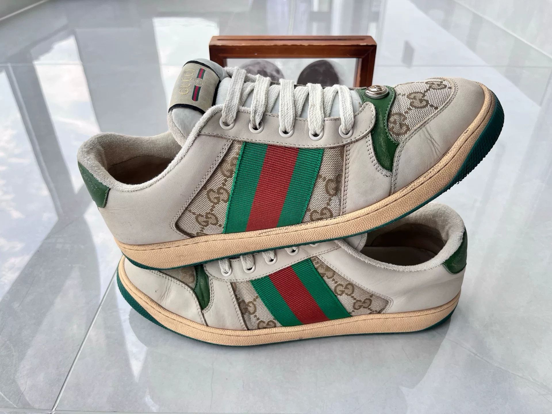 Gucci Gucci Distressed Green Lowtop Sneakers 10 Men Size US 10 / EU 43 - 2 Thumbnail