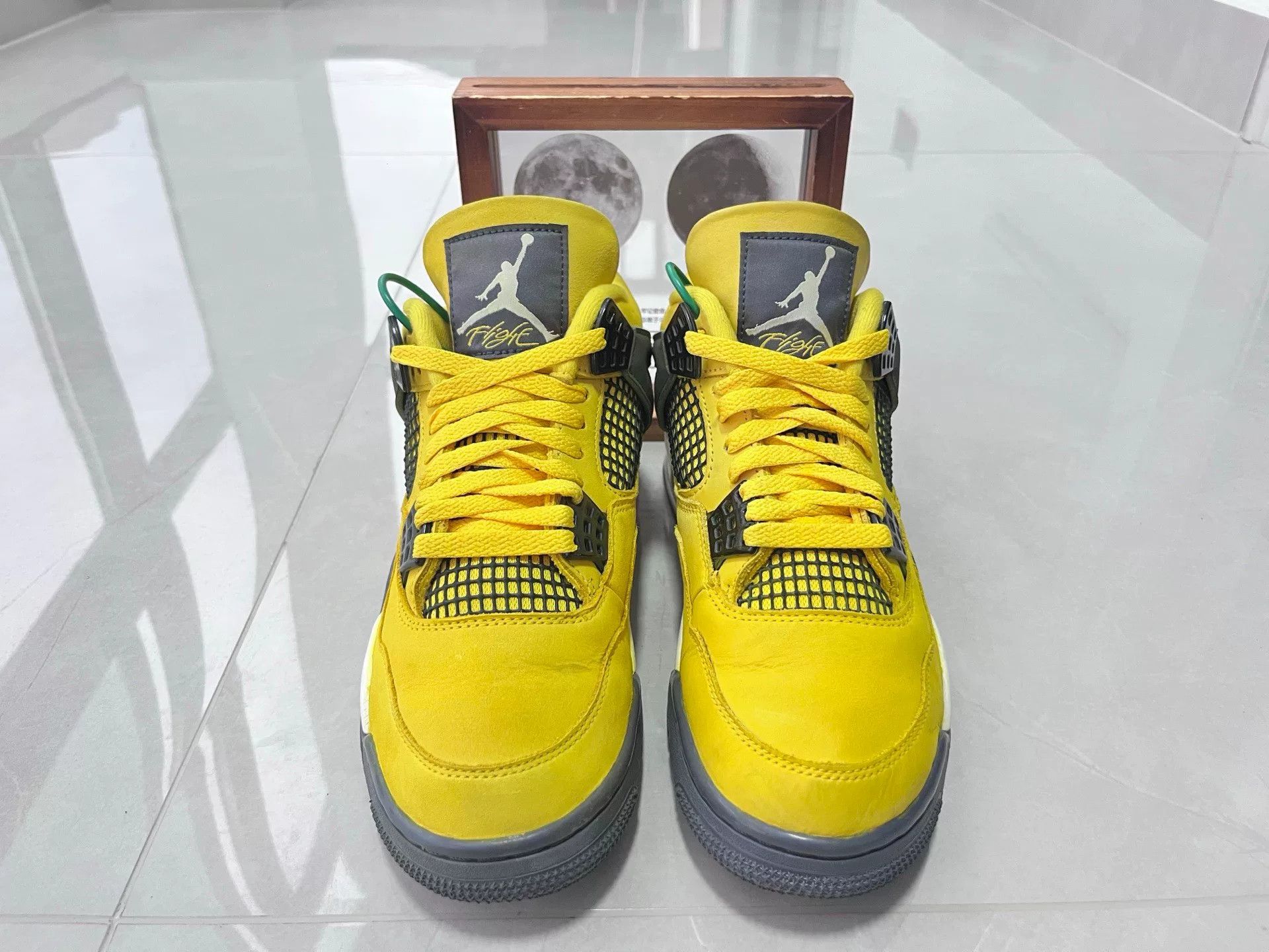 Nike Nike AJ4 Lowtop Sneakers 8 Men Size US 8 / EU 41 - 4 Thumbnail