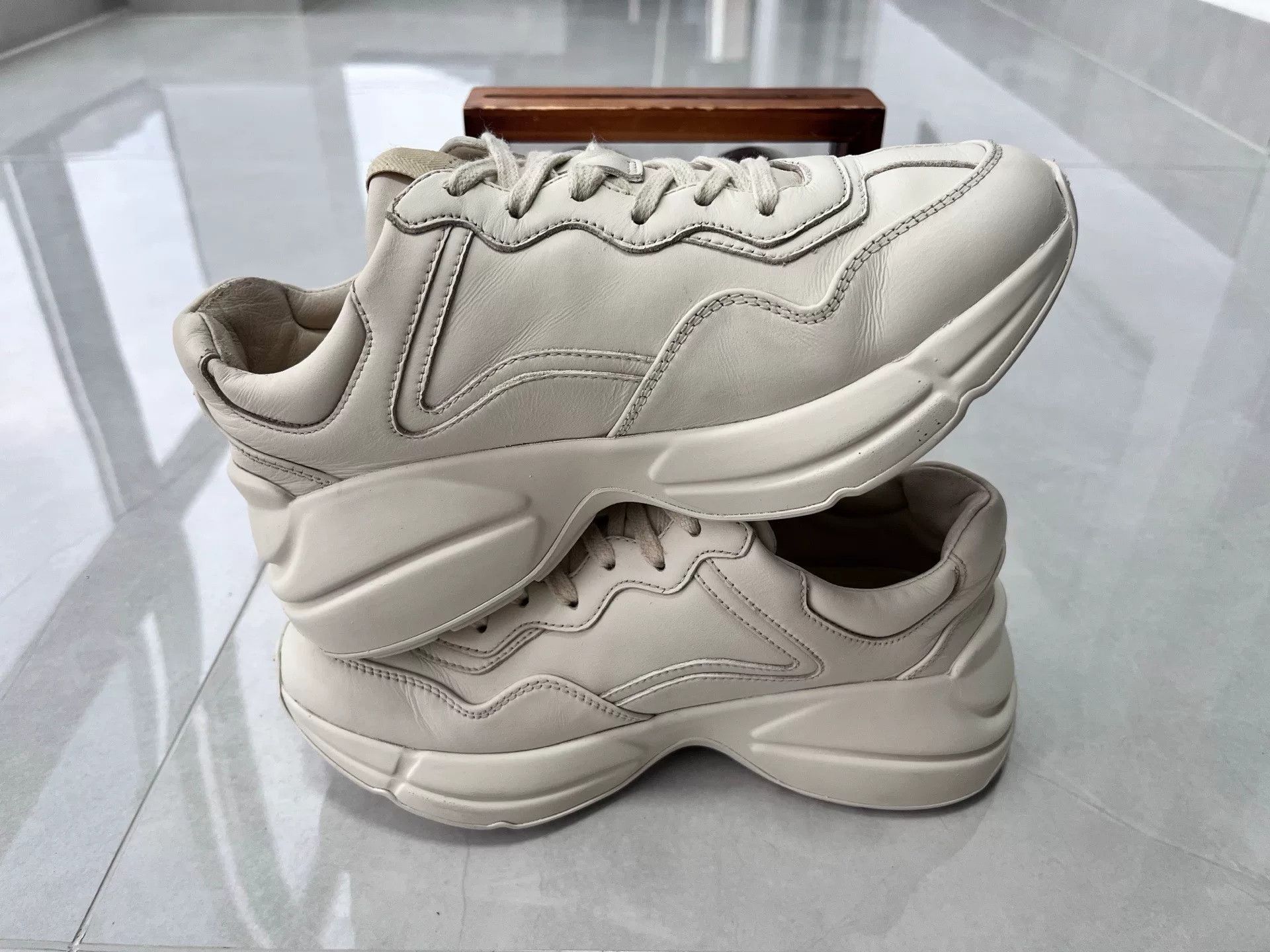Gucci Gucci Lowtop Sneakers it_35-5 Women Size US 5.5 / IT 35.5 - 3 Thumbnail