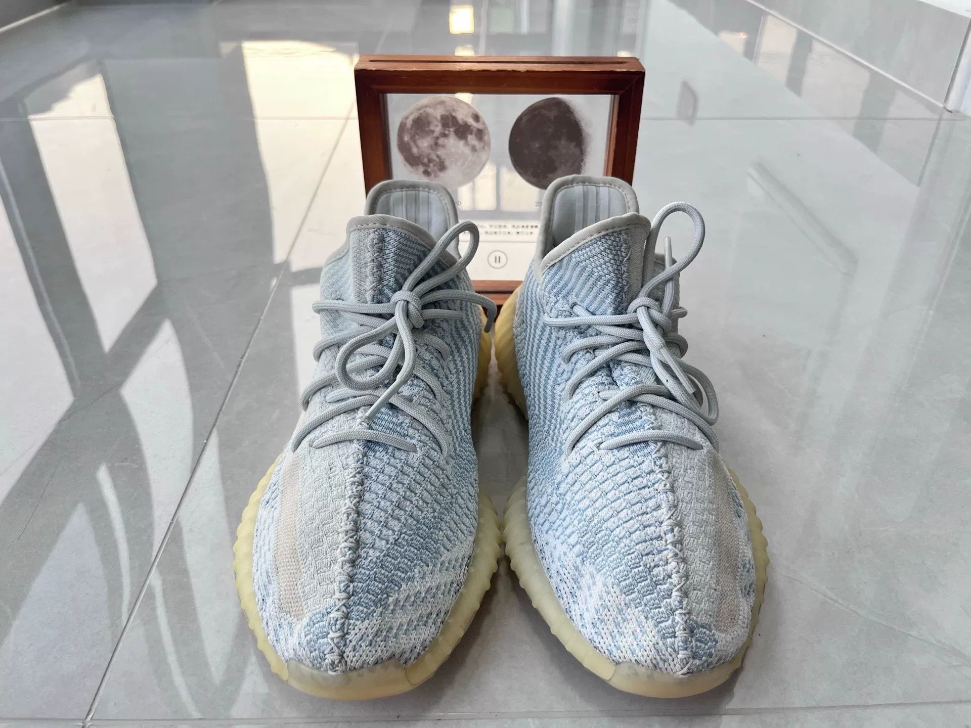Adidas Adidas YEEZY350 Blue Lowtop Sneakers 11 Men Size US 11 / EU 44 - 4 Thumbnail