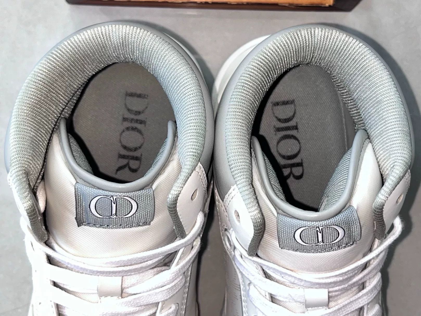 Dior Dior Retro White Hitop Sneakers 10 Men Size US 10 / EU 43 - 9 Thumbnail