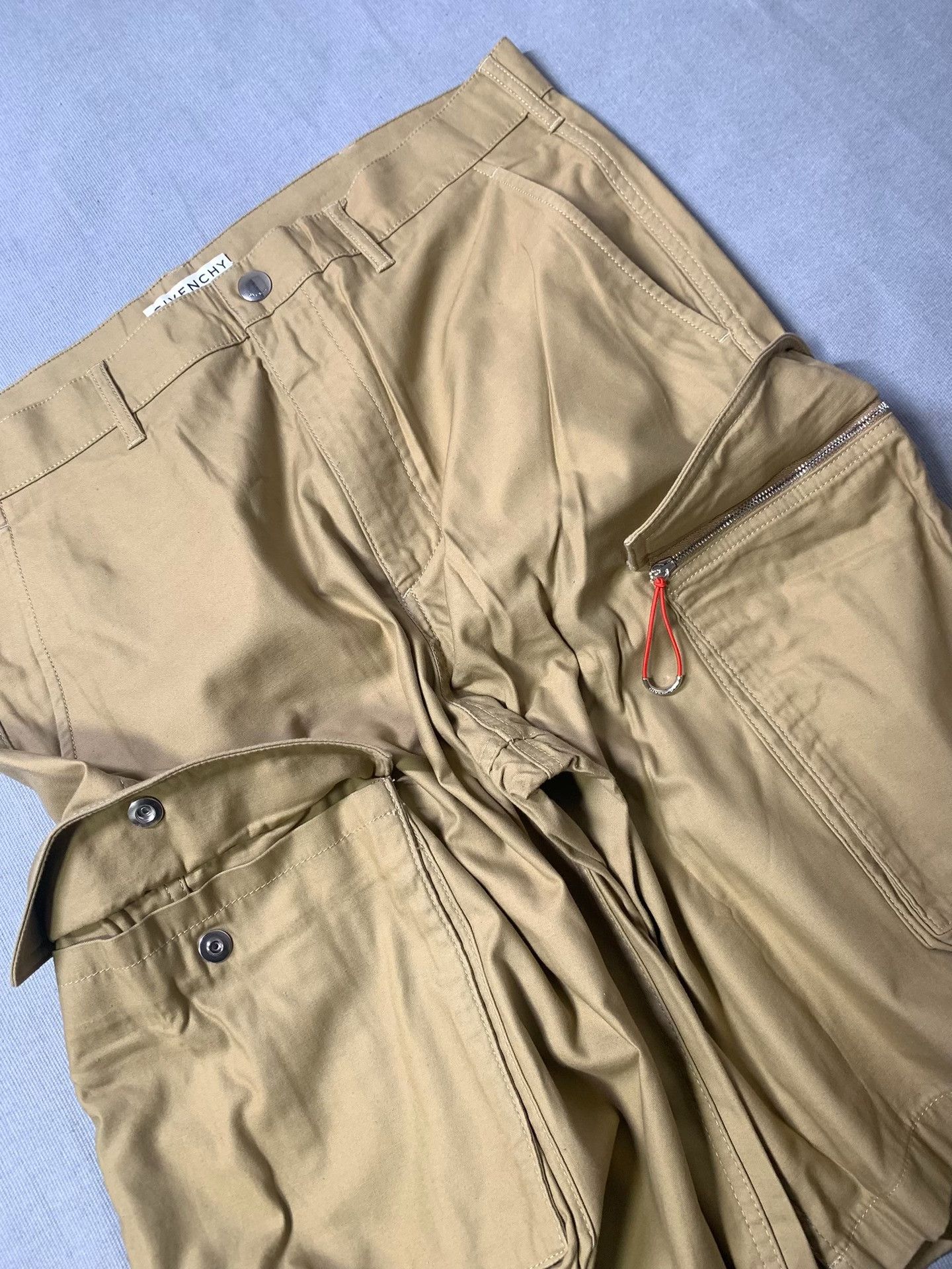 Givenchy Givenchy Khaki Cargo Shorts Size US 35 - 6 Thumbnail
