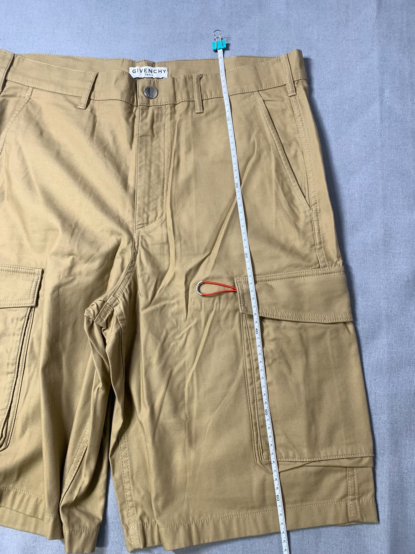 Givenchy Givenchy Khaki Cargo Shorts Size US 35 - 8 Thumbnail