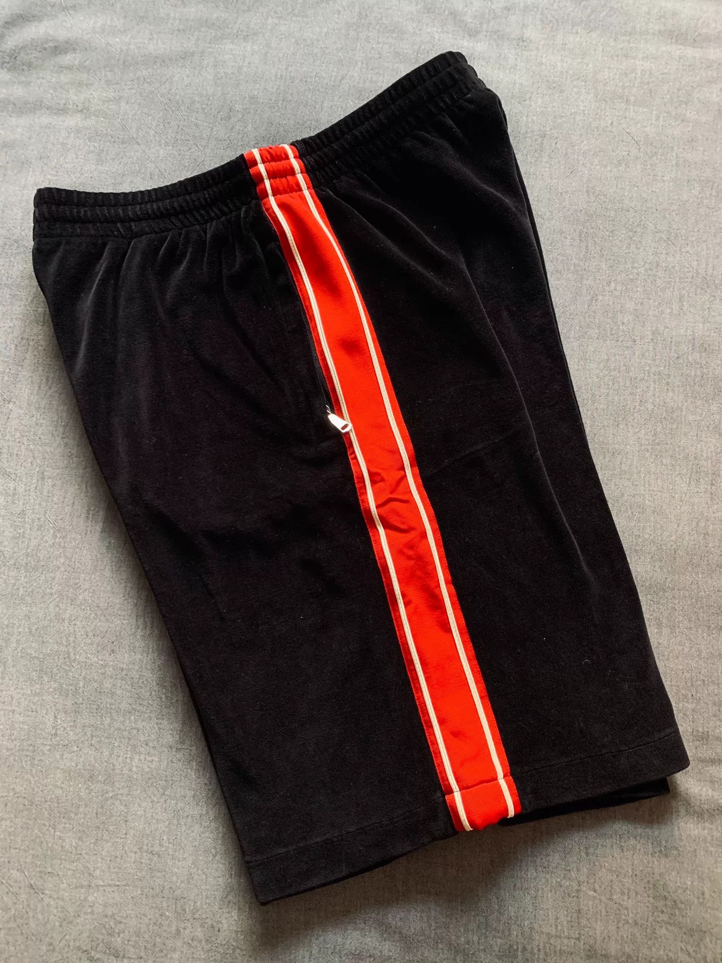 Gucci Gucci velvet shorts Size 34" / US 12 / IT 48 - 3 Thumbnail
