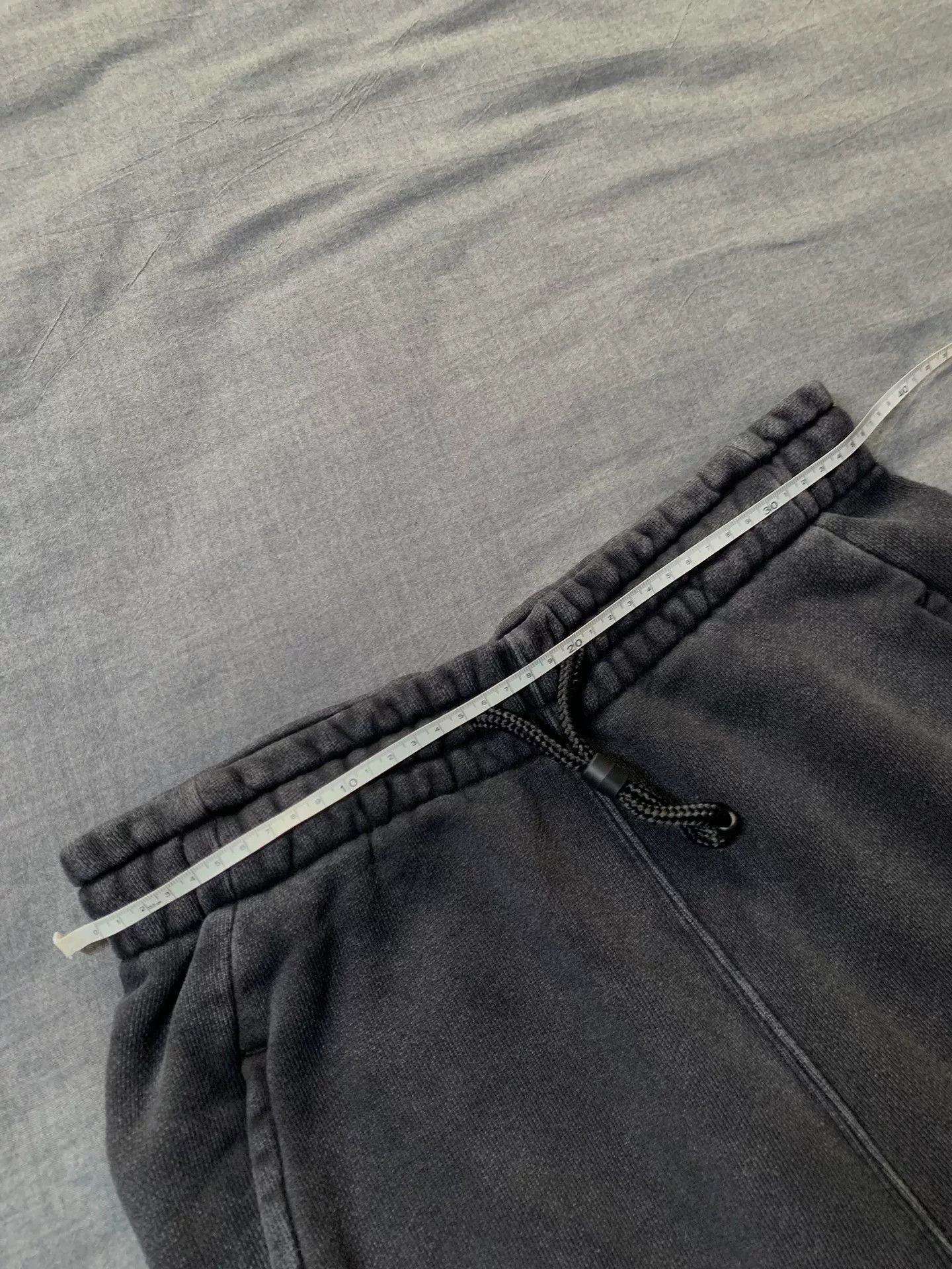 Alexander Wang Alexander Wang Acid-Wash Fleece Jogger Pants Size US 26 / EU 42 - 6 Thumbnail
