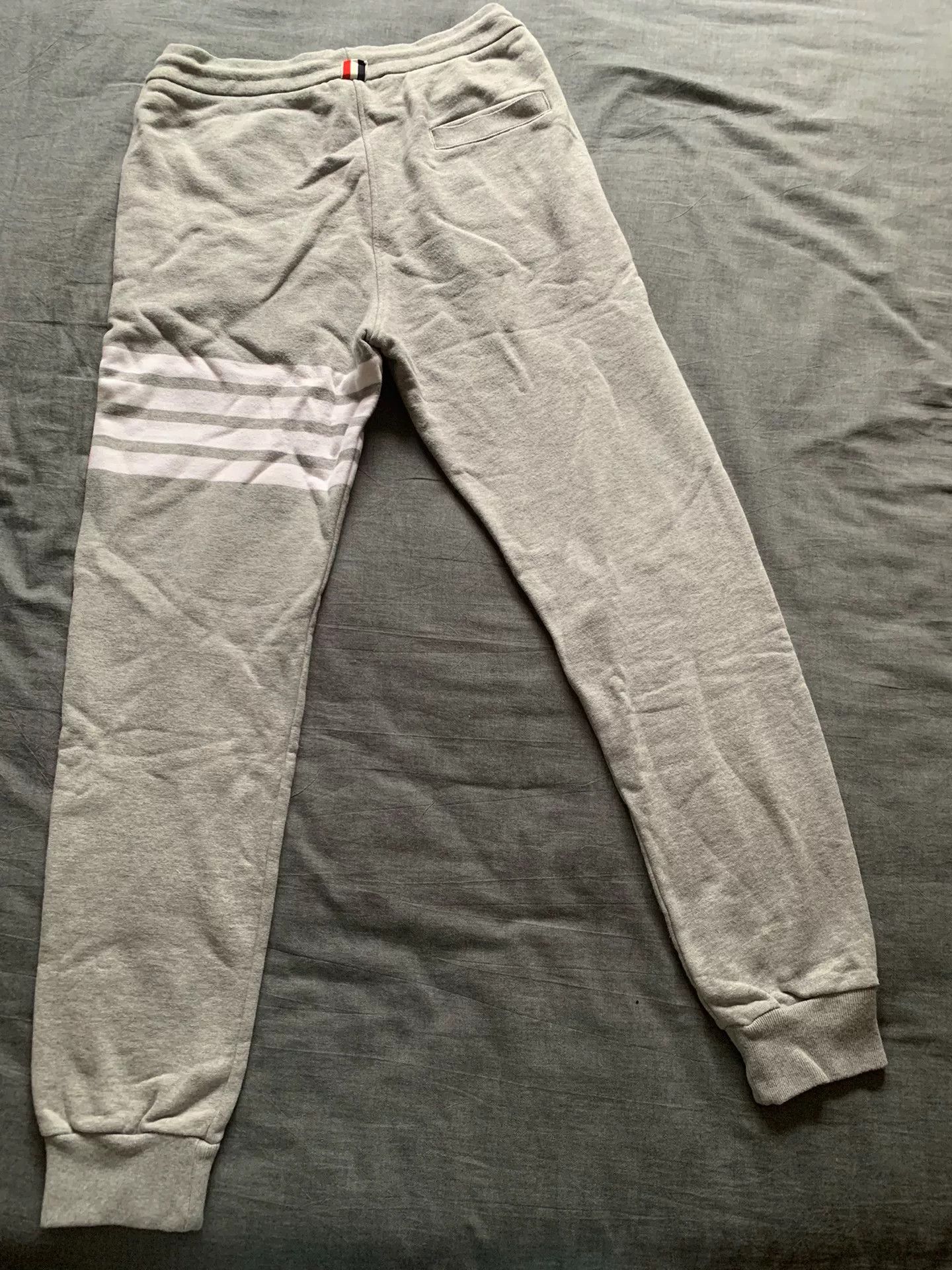 Thom Browne Thom Browne TB Four-Stripe Sweatpants Size US 26 / EU 42 - 2 Thumbnail