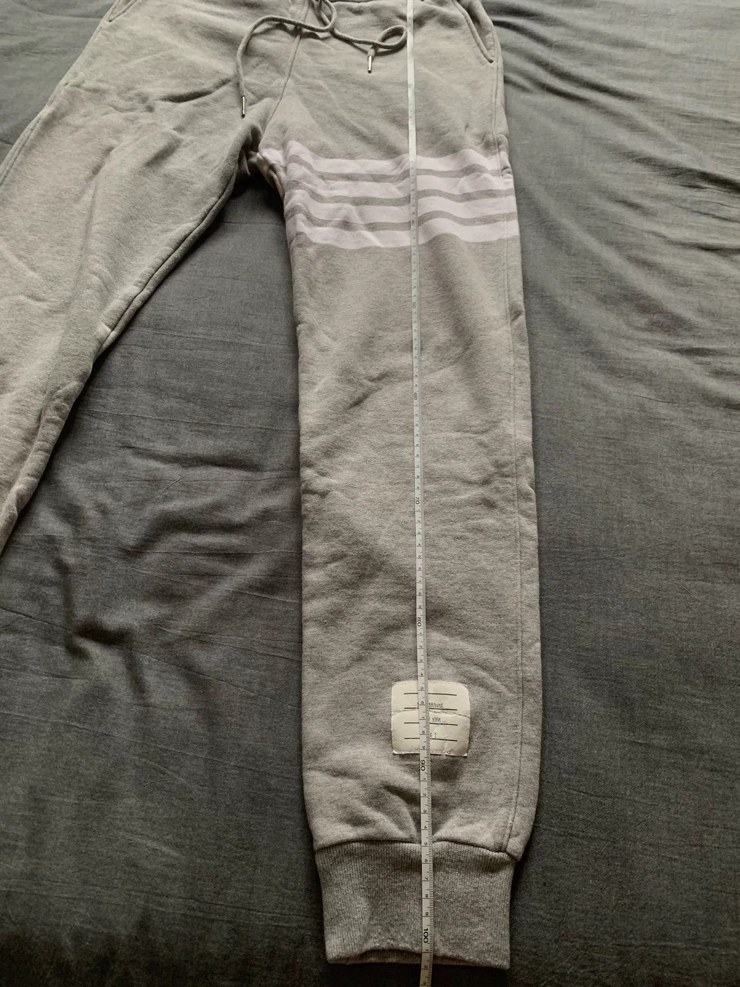 Thom Browne Thom Browne TB Four-Stripe Sweatpants Size US 26 / EU 42 - 9 Thumbnail
