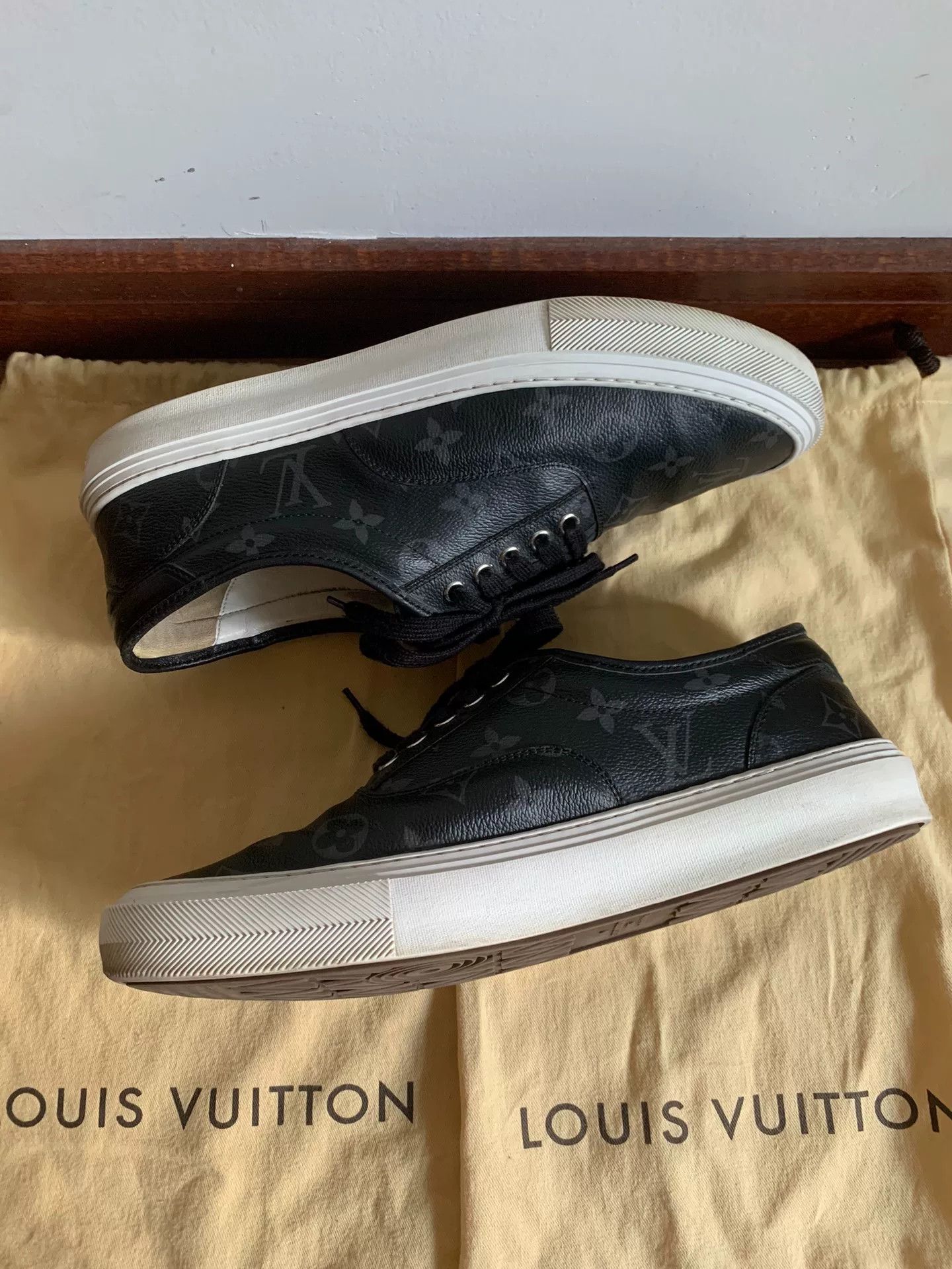 Louis Vuitton Louis Vuitton LV Rivoli Sneakers Size US 8.5 / EU 41-42 - 4 Thumbnail