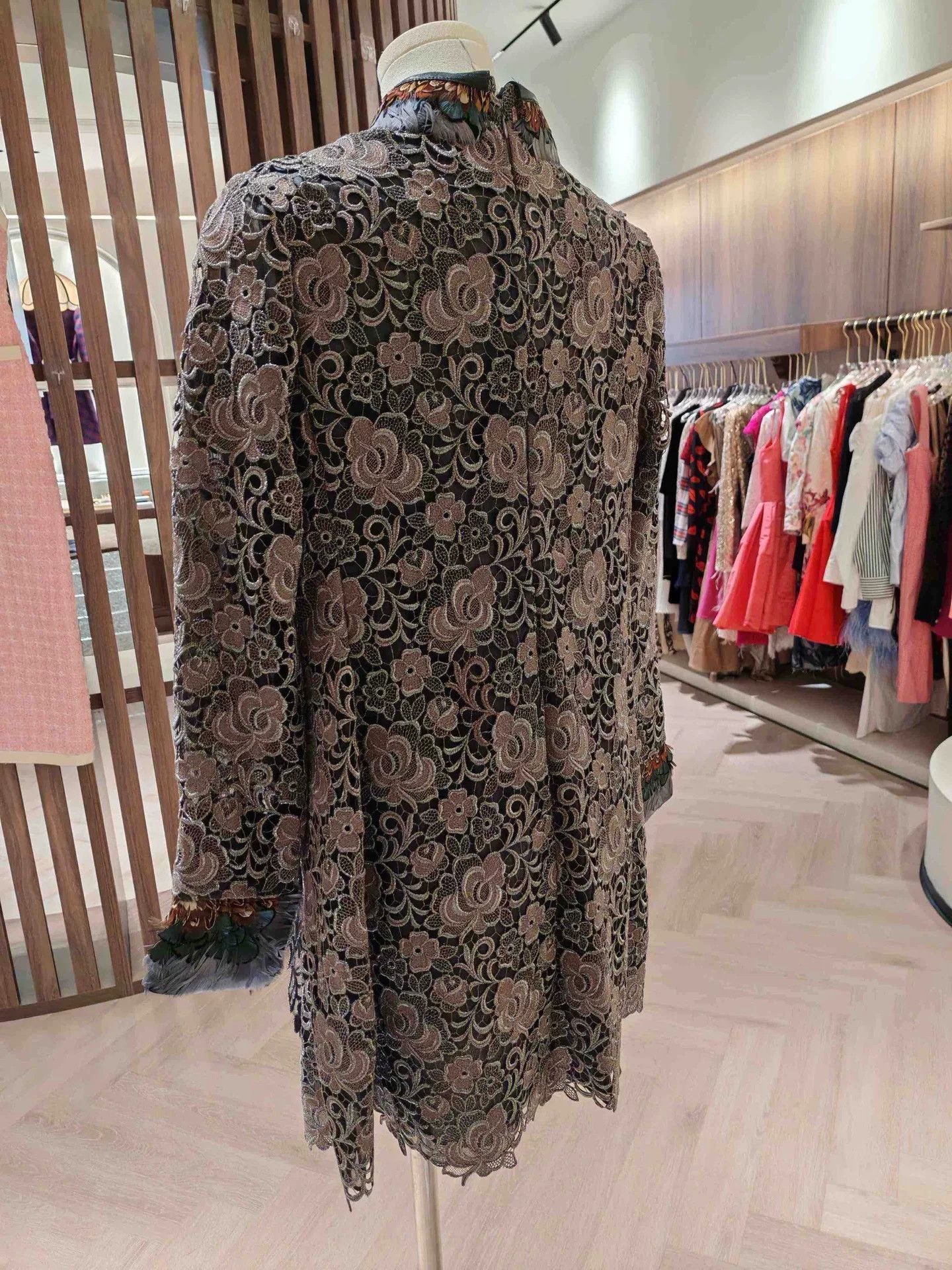 Valentino Valentino Haute Couture Brown Lace Dress Size S / US 4 / IT 40 - 2 Thumbnail