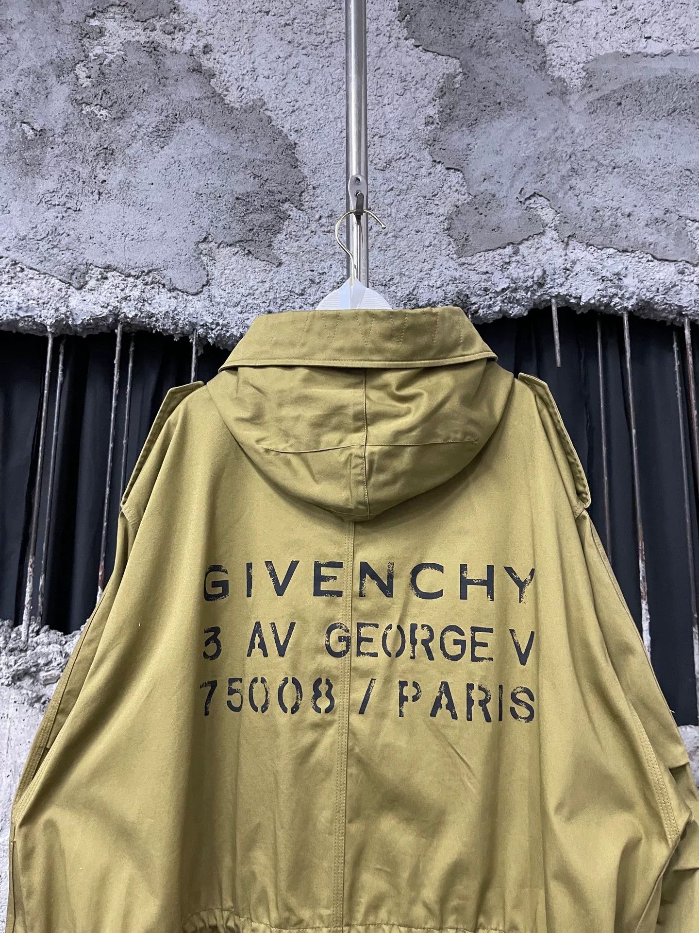 Givenchy Givenchy Trench Coat Size US S / EU 44-46 / 1 - 3 Thumbnail