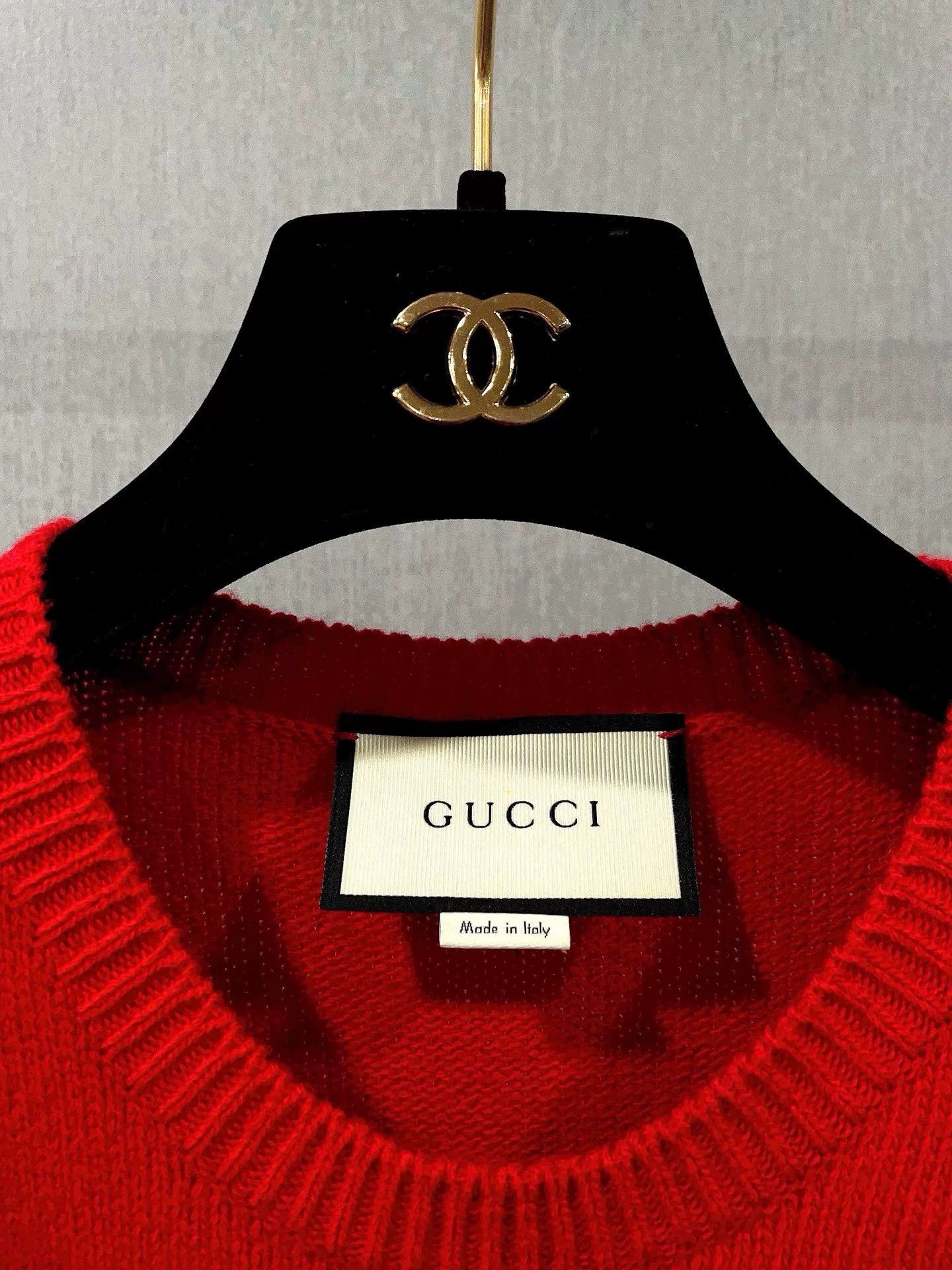 Gucci Gucci Donald Duck Red Wool Sweater Size US S / EU 44-46 / 1 - 3 Thumbnail