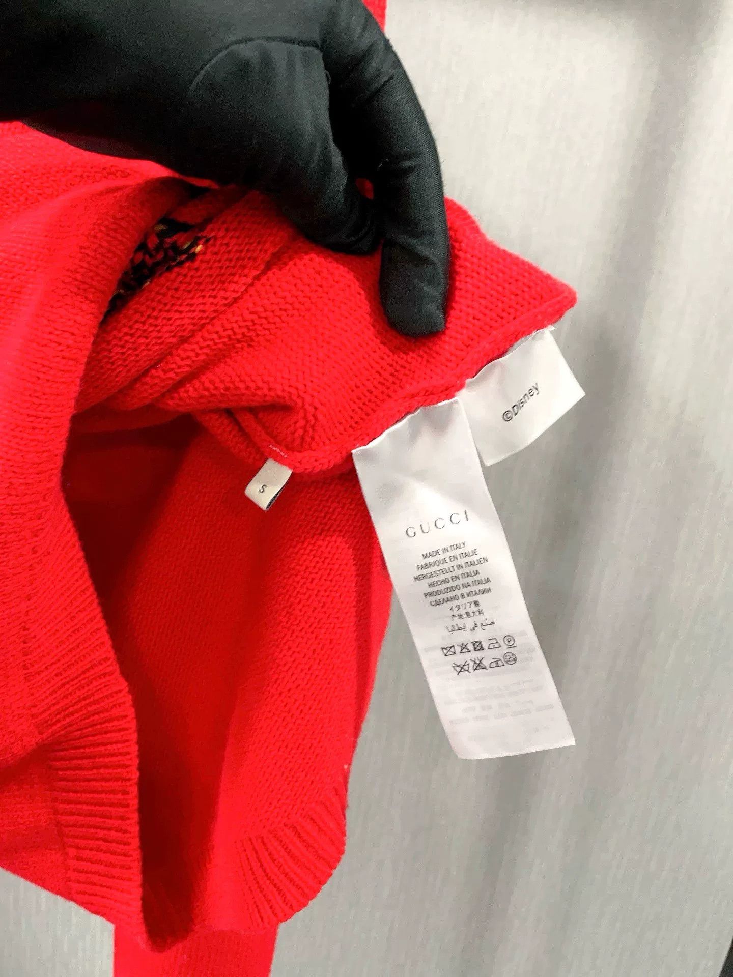 Gucci Gucci Donald Duck Red Wool Sweater Size US S / EU 44-46 / 1 - 8 Thumbnail