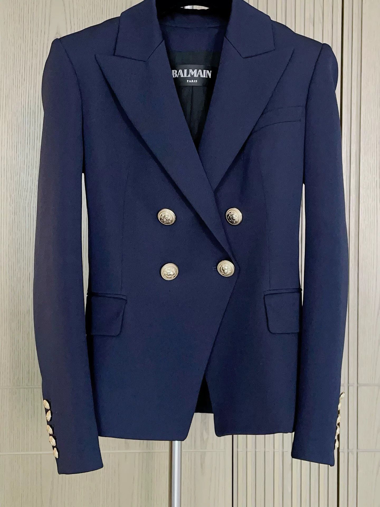 Balmain Balmain Navy Double-Breasted Two-Pocket Blazer Size XS / US 0-2 / IT 36-38 - 4 Thumbnail