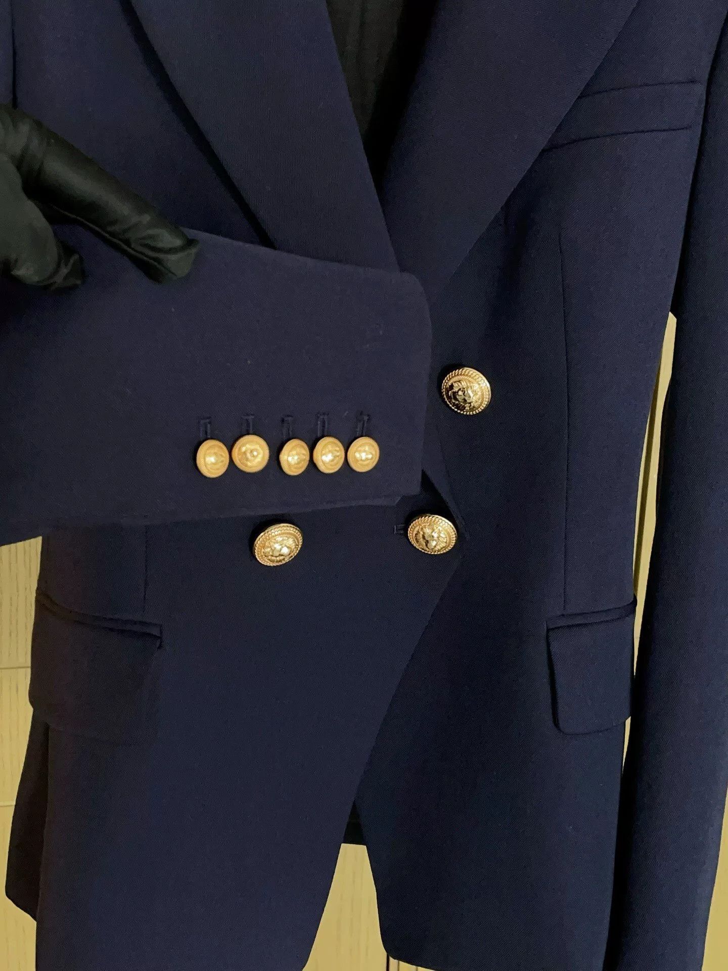 Balmain Balmain Navy Double-Breasted Two-Pocket Blazer Size XS / US 0-2 / IT 36-38 - 5 Thumbnail