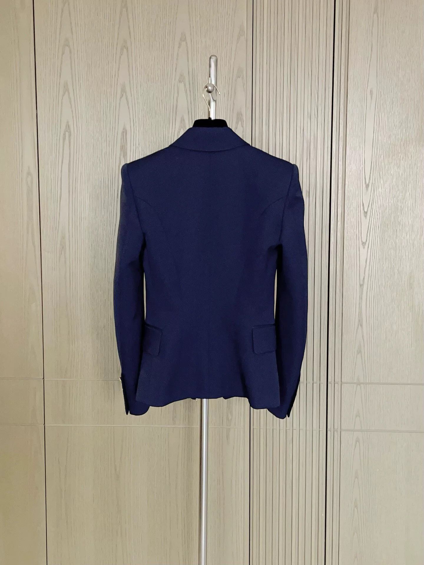 Balmain Balmain Navy Double-Breasted Two-Pocket Blazer Size XS / US 0-2 / IT 36-38 - 2 Thumbnail