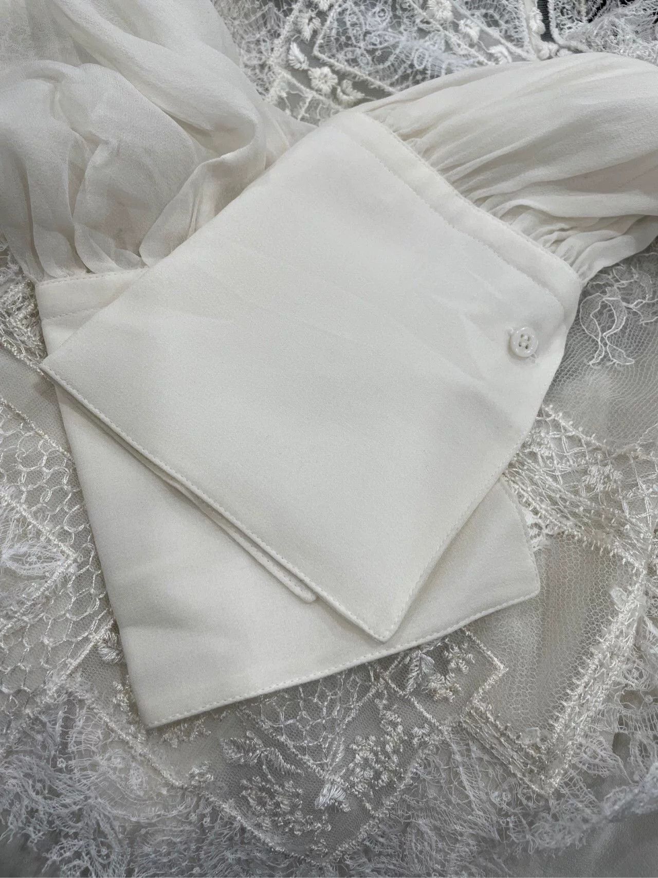 Ermanno Scervino Ermanno Scervino White Silk Lace Shirt Size M / US 6-8 / IT 42-44 - 7 Thumbnail