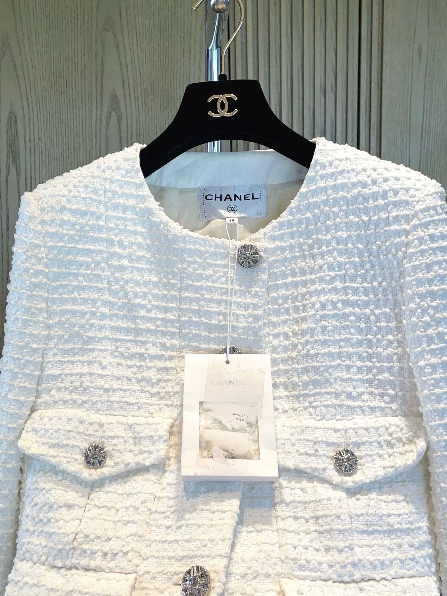 Chanel Chanel 22C White Tweed Four-Pocket Jacket Size S / US 4 / IT 40 - 6 Thumbnail