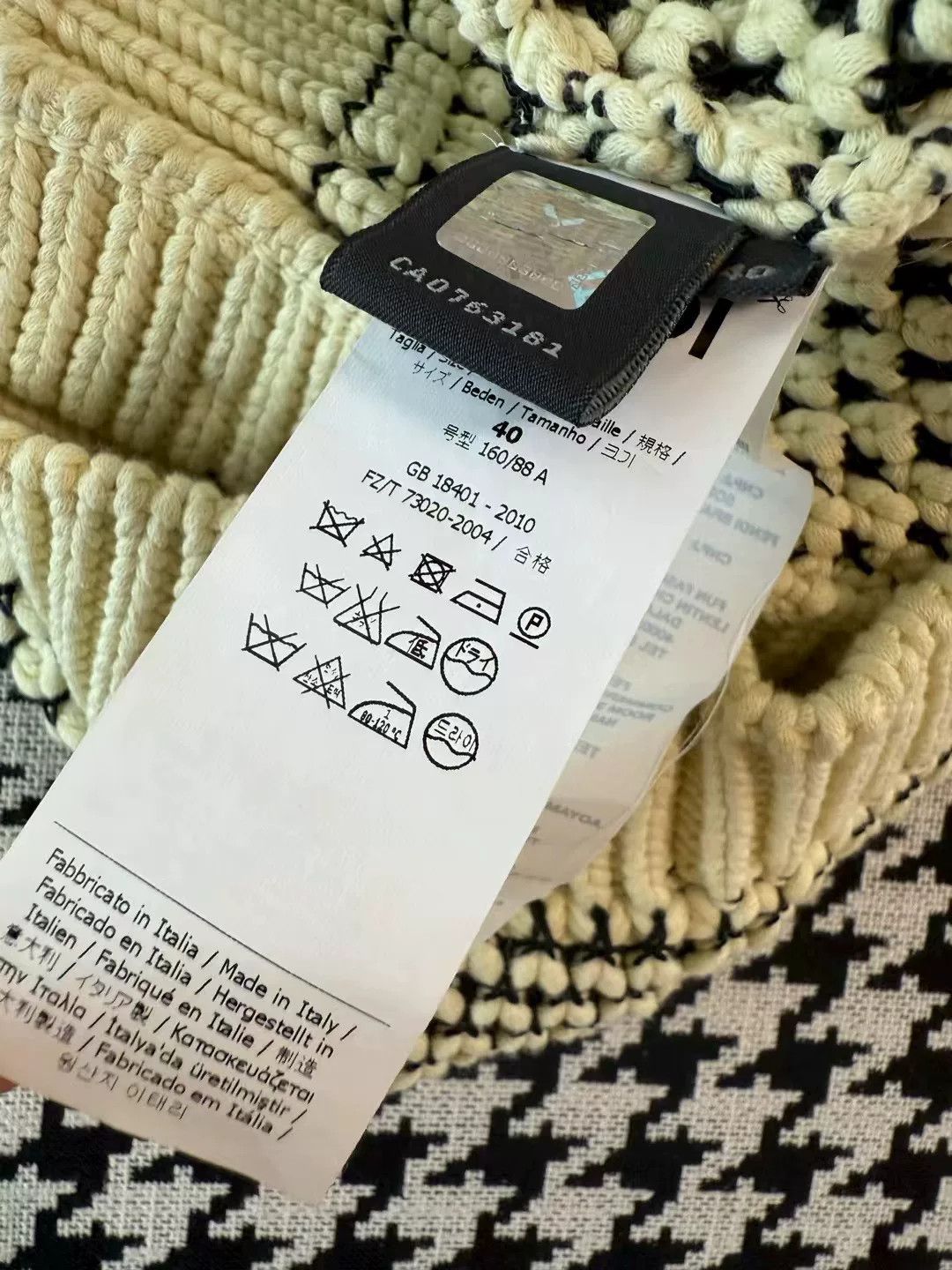 Fendi FENDI Knit Cardigan Size S / US 4 / IT 40 - 7 Thumbnail