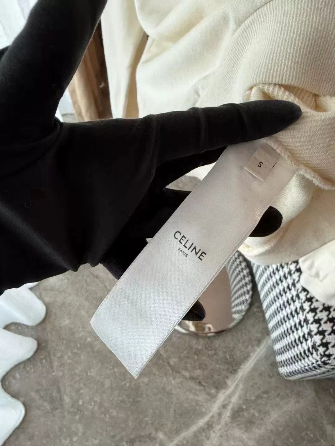Celine Celine Milk White Letter Sweatshirt Size S / US 4 / IT 40 - 6 Thumbnail