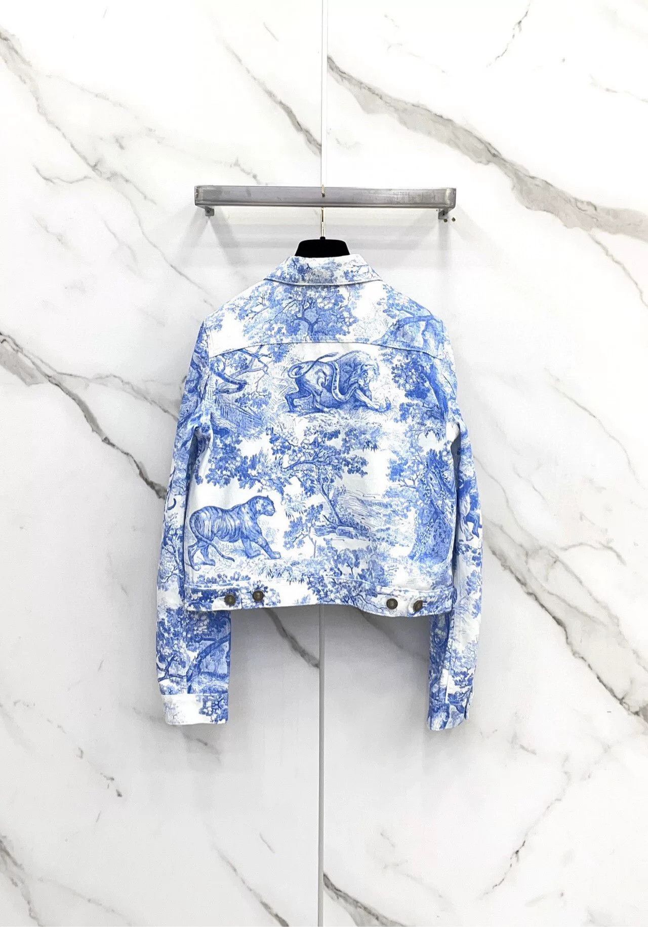 Dior Dior New Animal Jungle Print Denim Jacket Size XS / US 0-2 / IT 36-38 - 2 Thumbnail