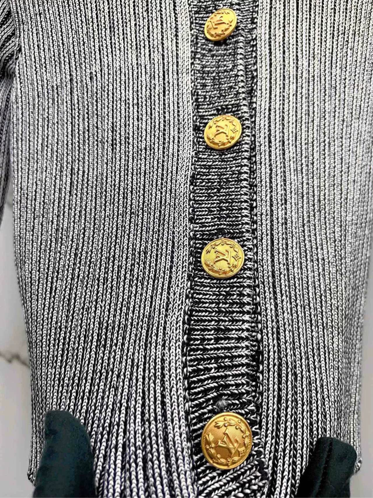 Louis Vuitton Louis Vuitton Flared Long Sleeve Ribbed Knit Cardigan Size XS / US 0-2 / IT 36-38 - 6 Thumbnail