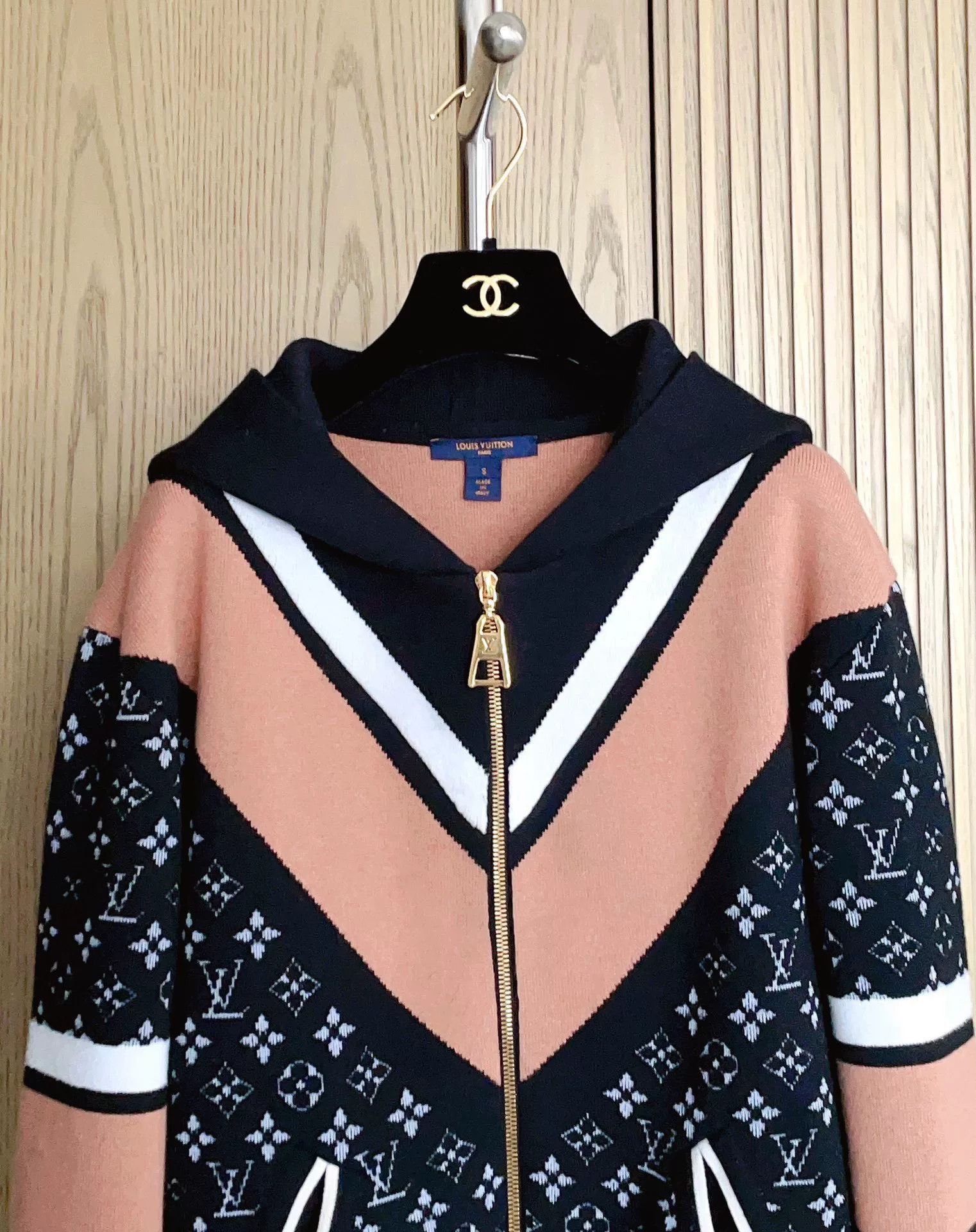 Louis Vuitton Louis Vuitton Hooded Wool Cashmere Knit Top Size S / US 4 / IT 40 - 3 Thumbnail