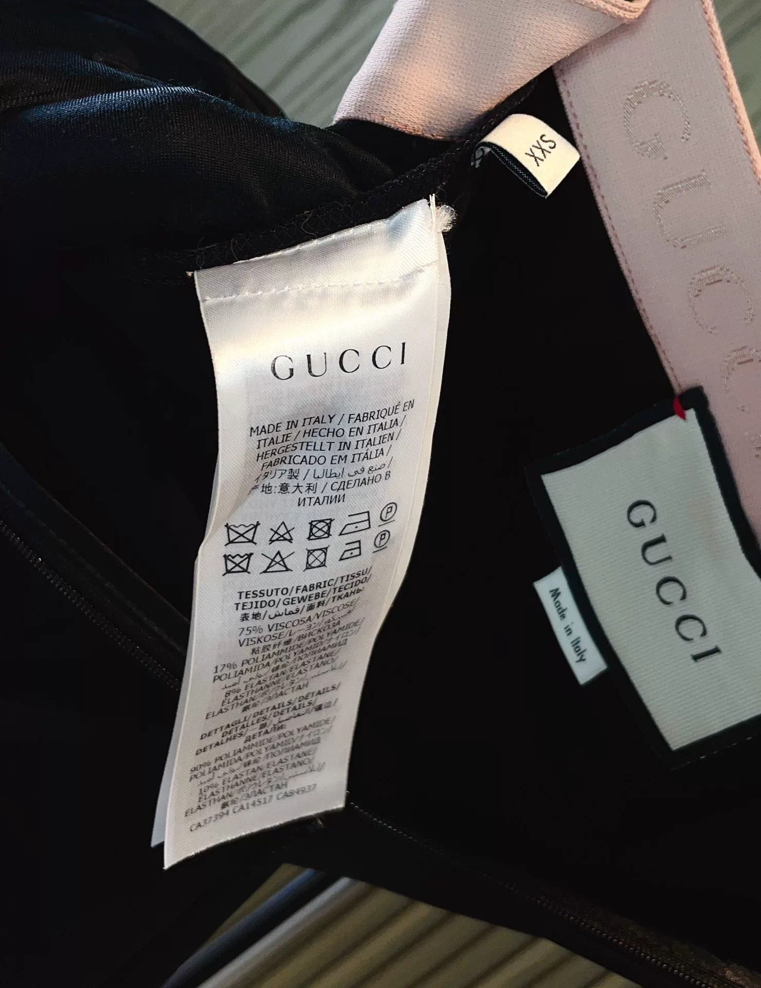 Gucci Gucci Black Pink Letter High-Waist Stretch Leggings Size 27" / US 4 / IT 40 - 8 Thumbnail