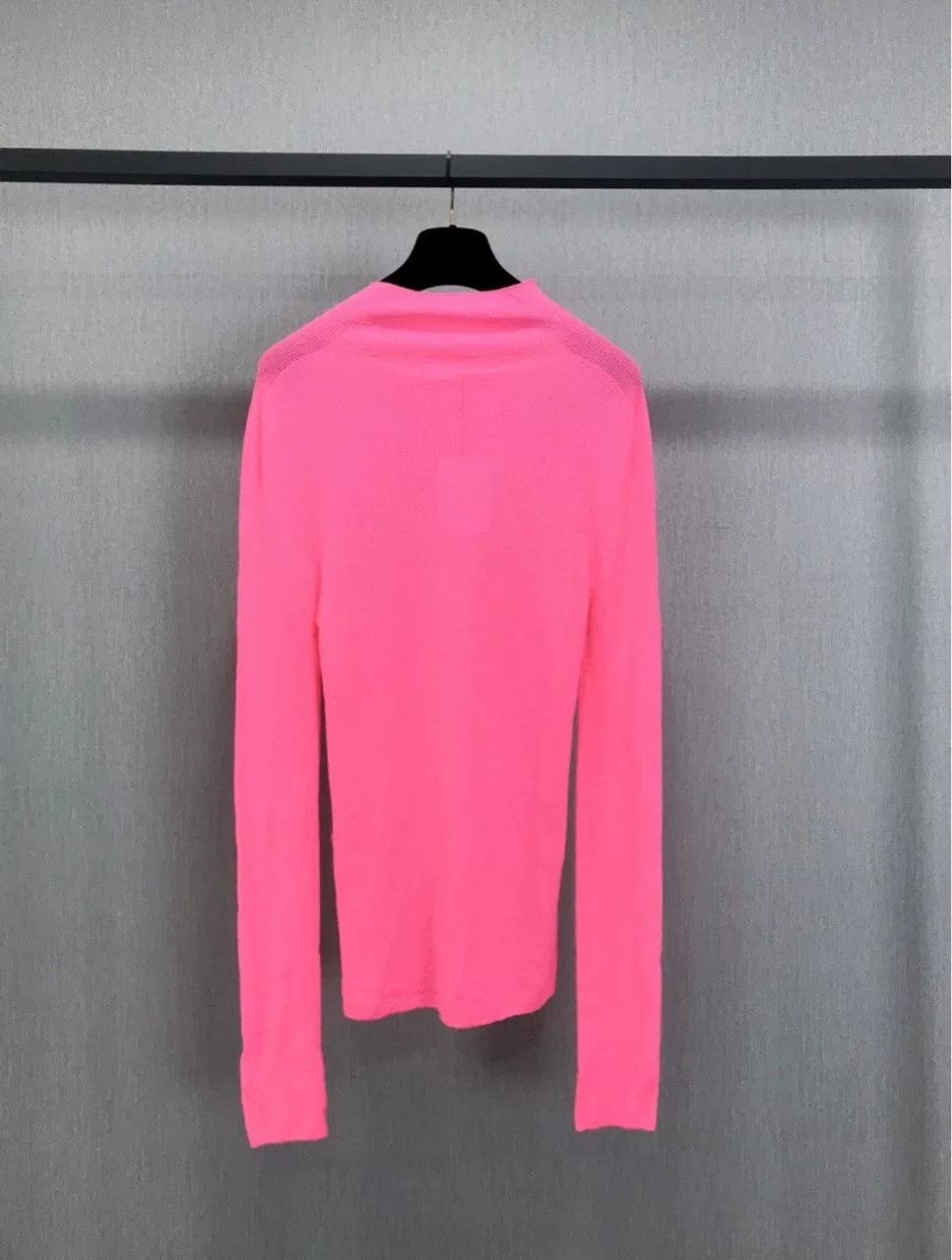 Celine Celine Semi-High Neck Pink Top Size L / US 10 / IT 46 - 2 Thumbnail