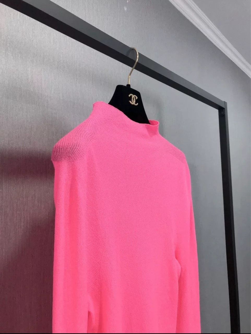 Celine Celine Semi-High Neck Pink Top Size L / US 10 / IT 46 - 6 Thumbnail
