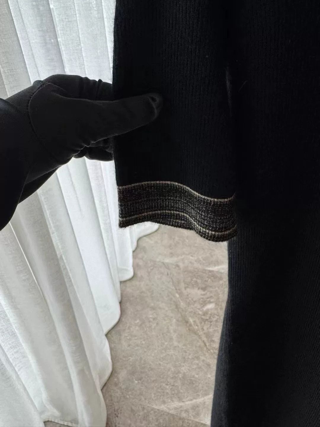 Chanel Chanel Black Cashmere Dress Size XS / US 0-2 / IT 36-38 - 5 Thumbnail
