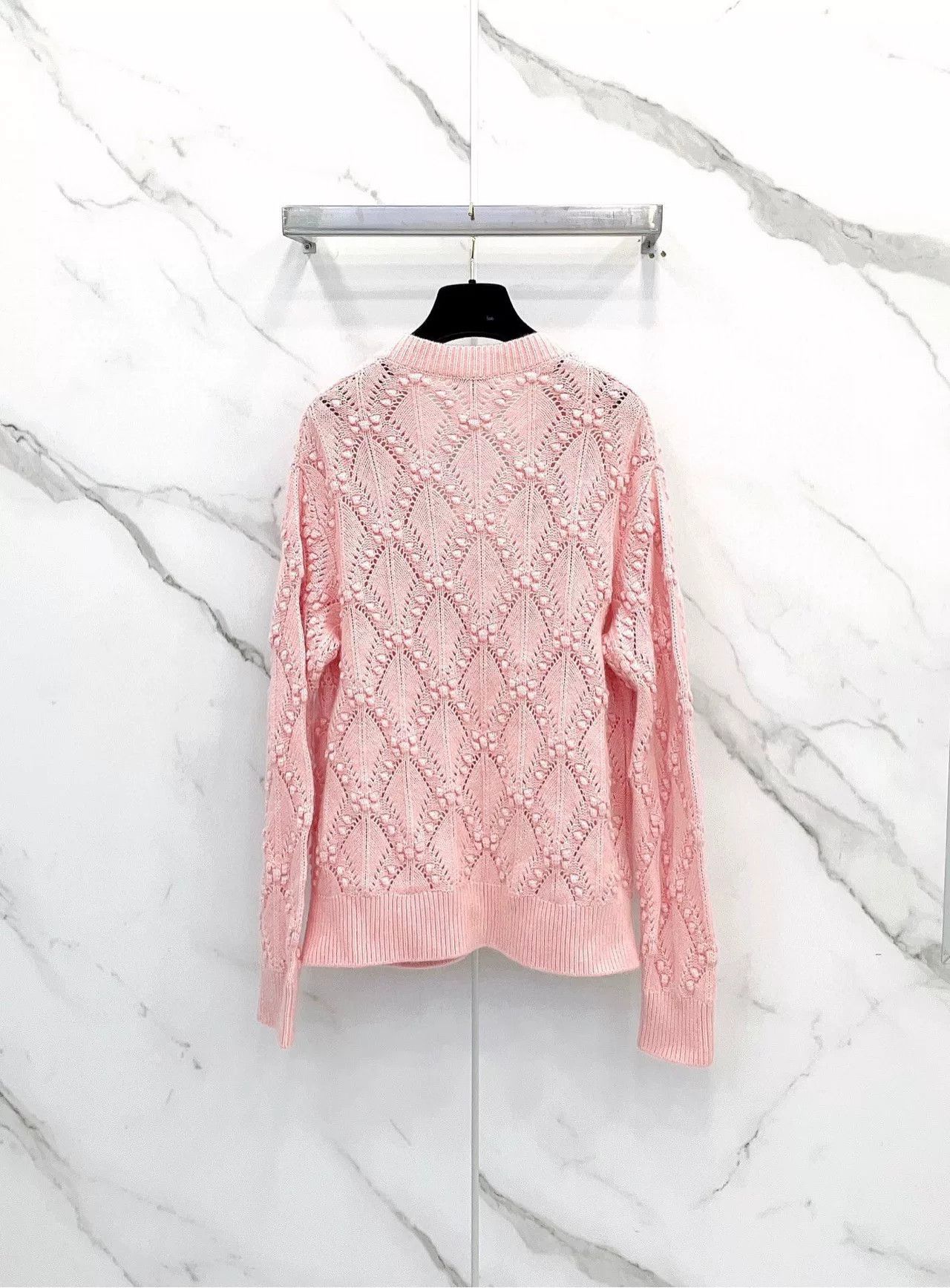 Chanel Chanel 21B Pink Knit Cardigan Silver Heart Buttons Size XXS / US 00 / IT 34 - 2 Thumbnail