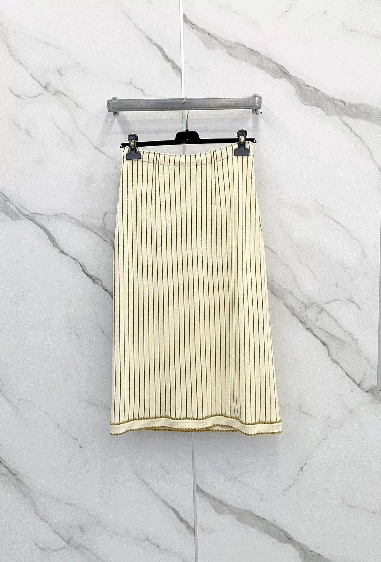 Gucci Gucci Gold Wool Midi Skirt Size 33" - 2 Thumbnail