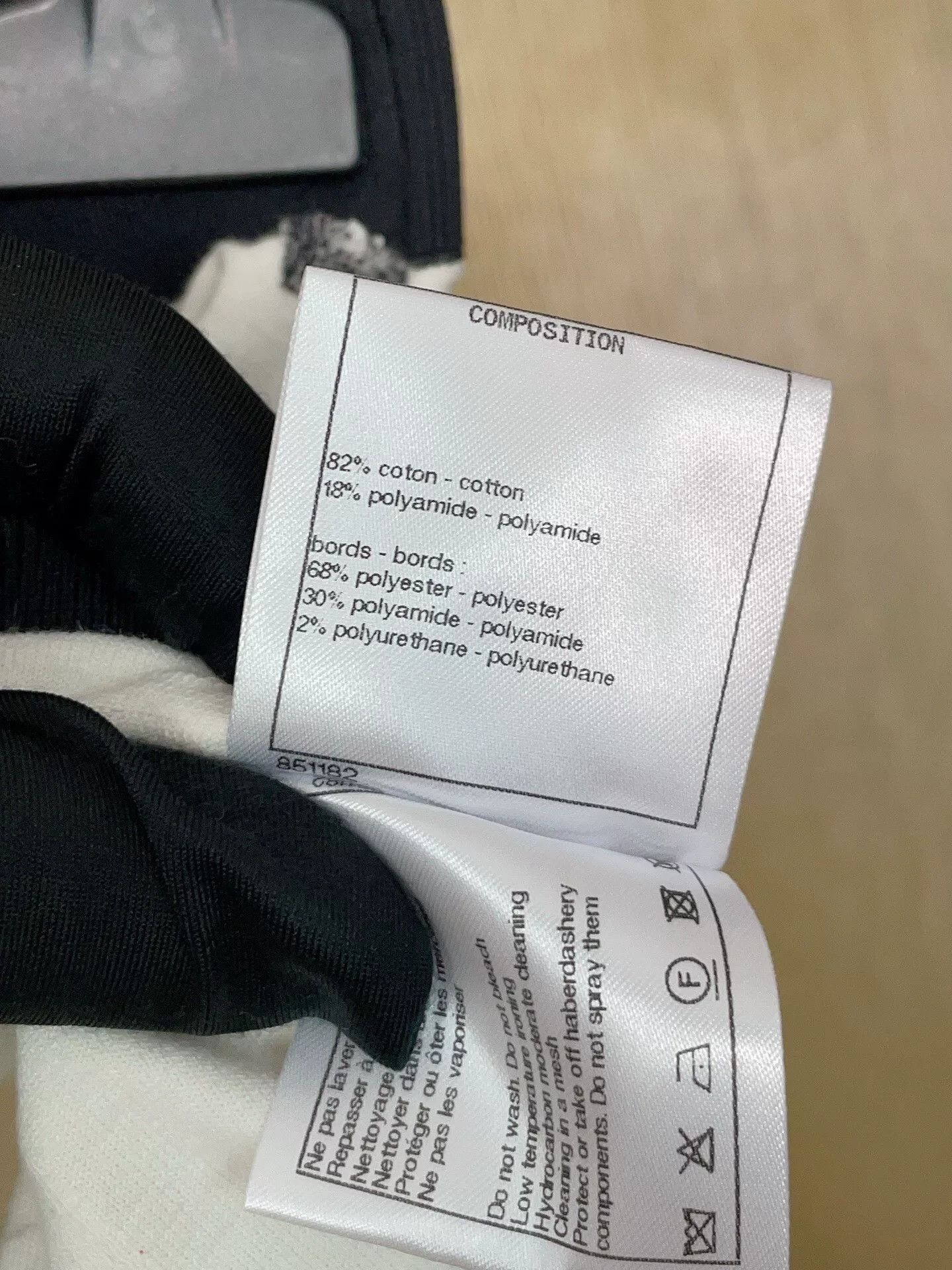 Chanel Chanel 2022 SS Runway Logo Shorts Size 34" / US 12 / IT 48 - 9 Thumbnail