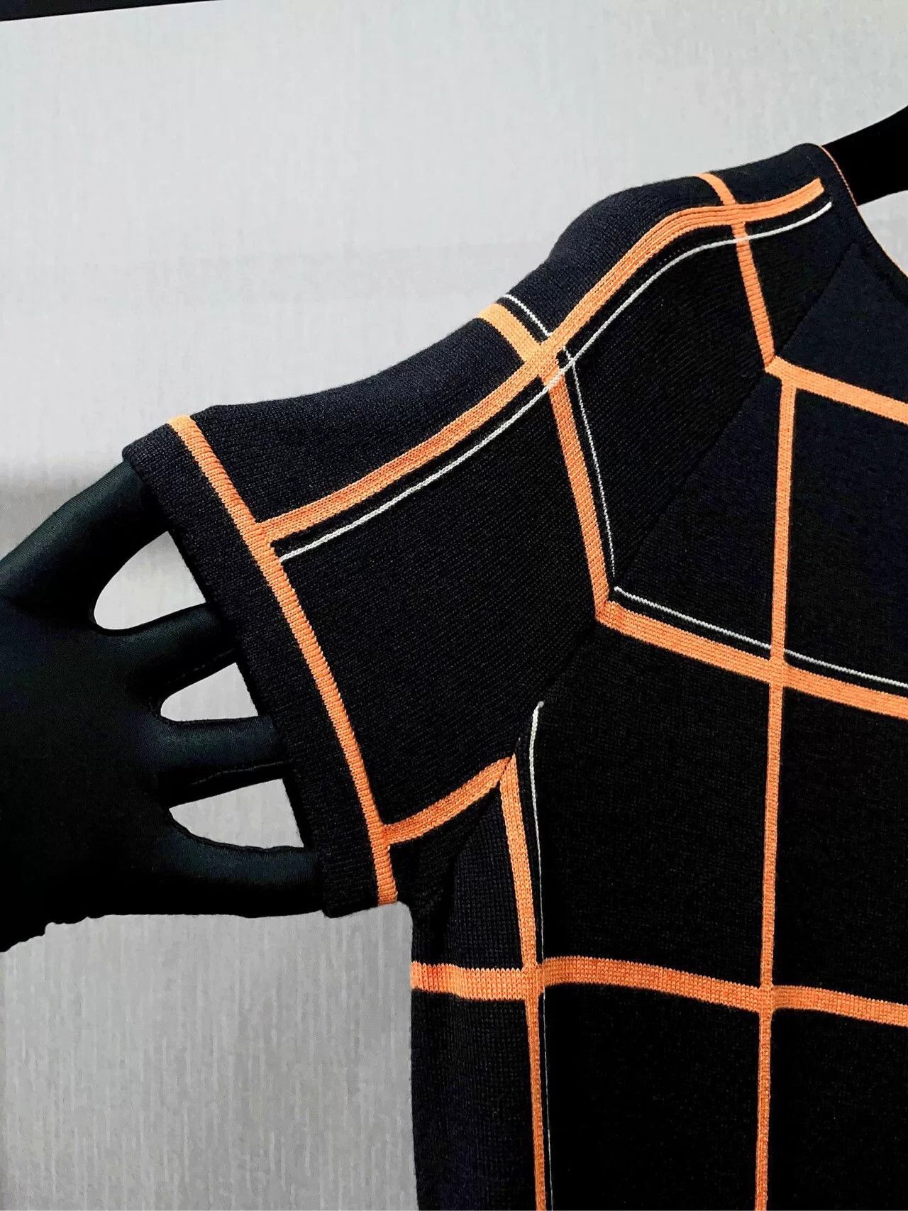 Hermes Hermès Black Orange Check Knit Top Size XS / US 0-2 / IT 36-38 - 6 Thumbnail