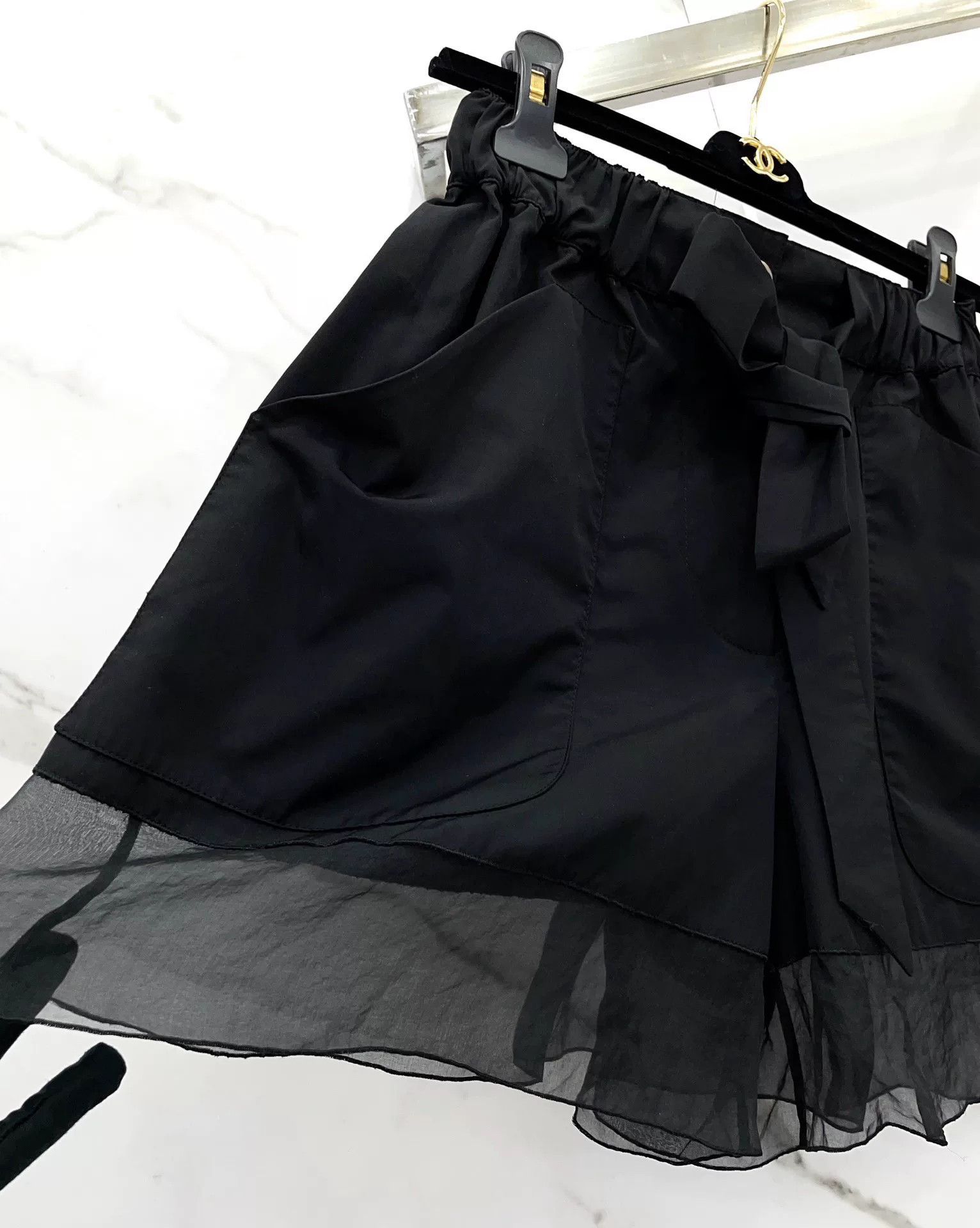 Chanel Chanel Black Tulle Bow Tie Shorts Size 34" / US 12 / IT 48 - 6 Thumbnail