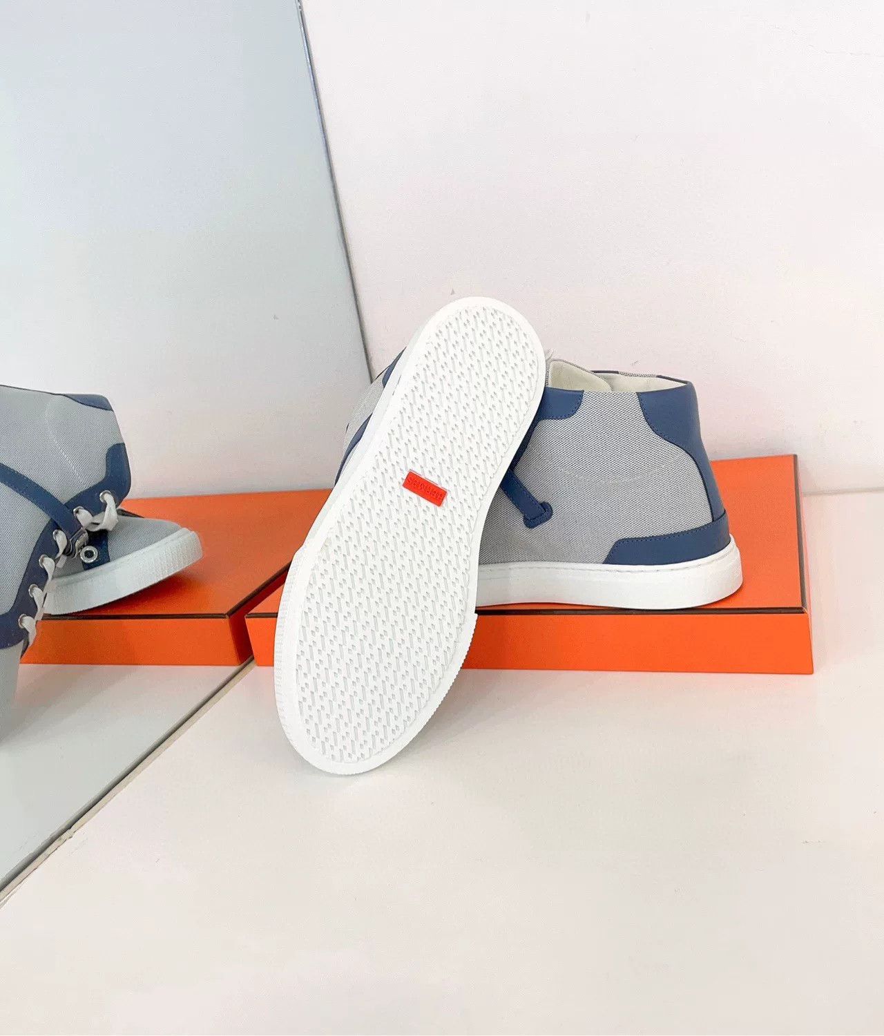 Hermes Hermes Blue Logo High-Top Lace-Up Sneakers Size US 7.5 / IT 37.5 - 4 Thumbnail