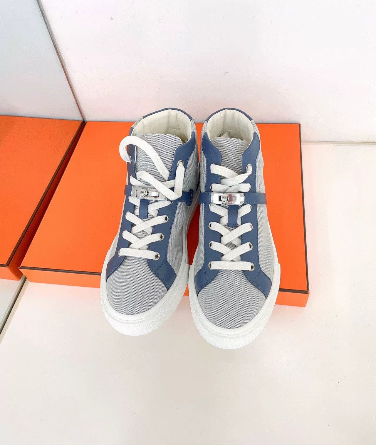 Hermes Hermes Blue Logo High-Top Lace-Up Sneakers Size US 7.5 / IT 37.5 - 8 Thumbnail