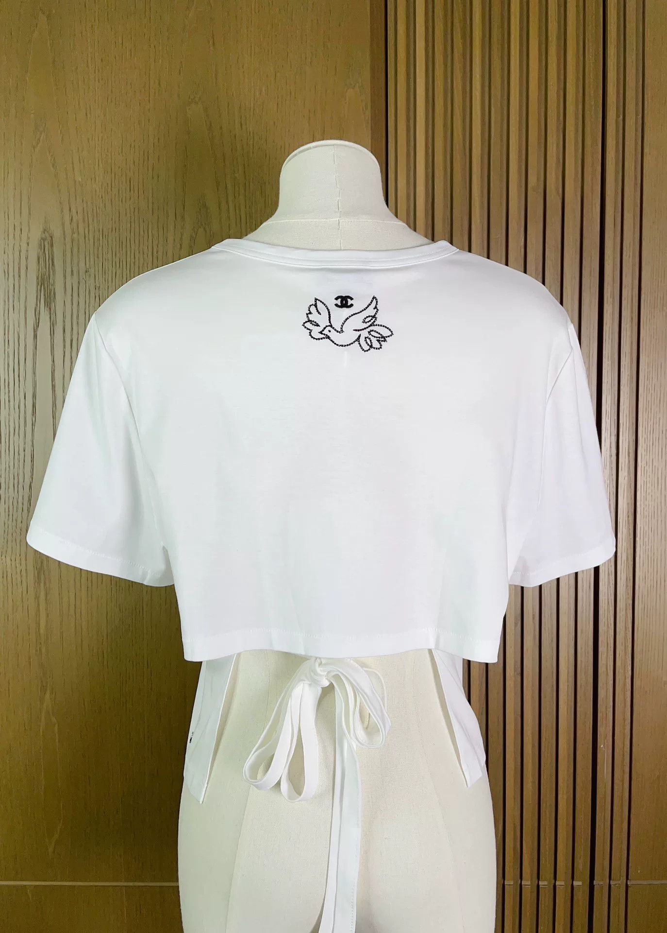 Chanel Chanel 22C White Dove Embroidery Tie T-shirt Size S / US 4 / IT 40 - 7 Thumbnail