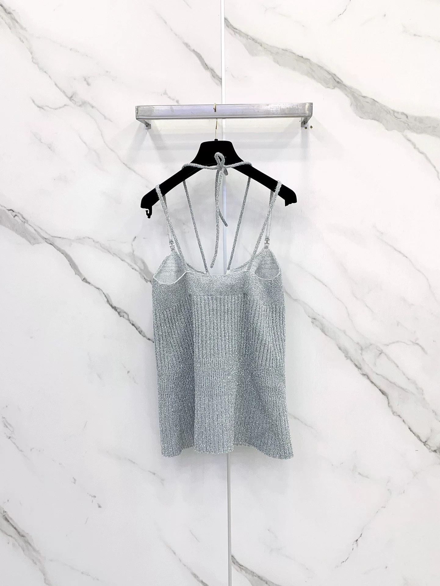 Chanel Chanel 22A Silver Thread Knit Rhinestone Camisole Size XS / US 0-2 / IT 36-38 - 2 Thumbnail